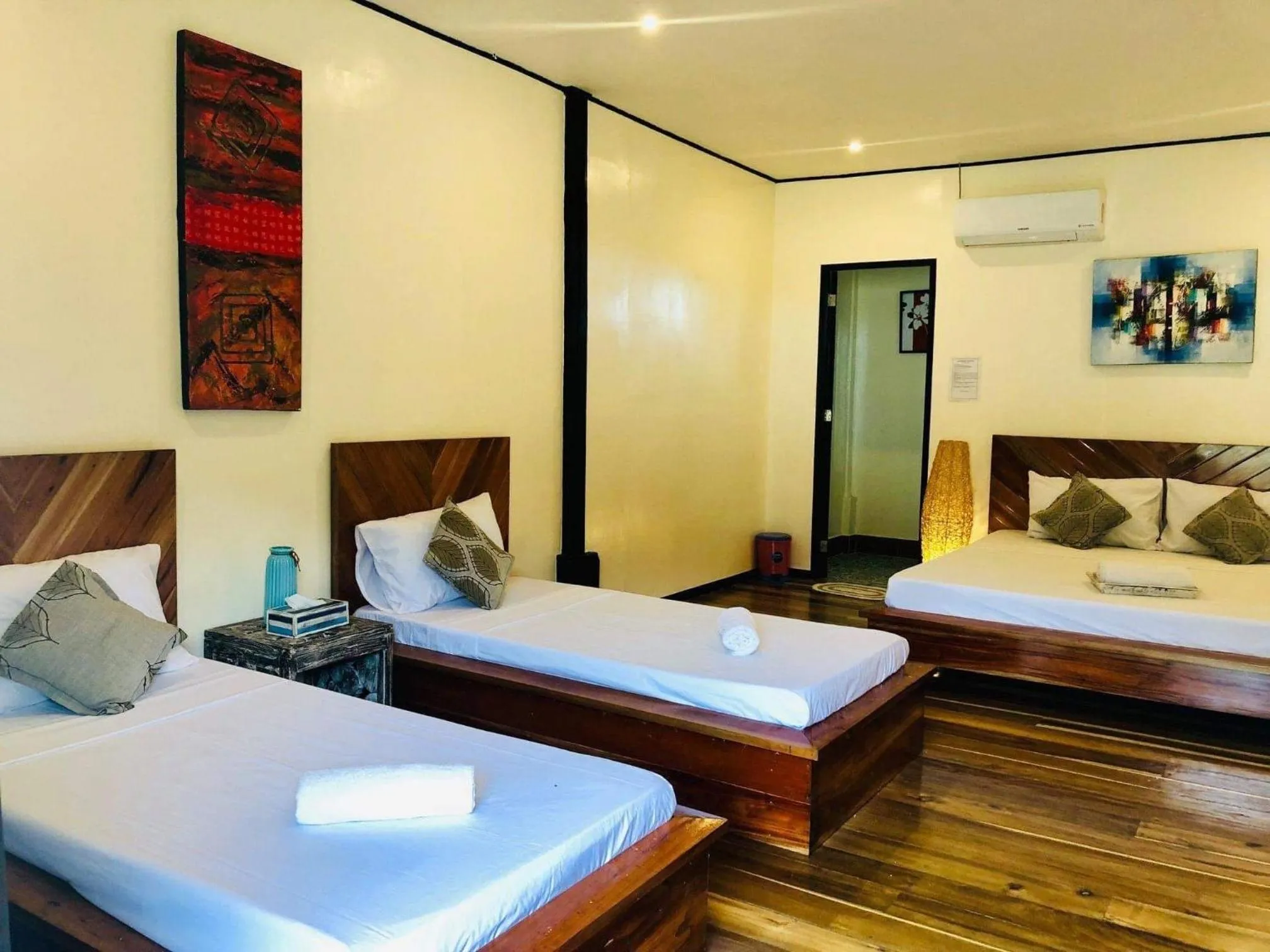 Bedroom, Bed in Keira Backpackers