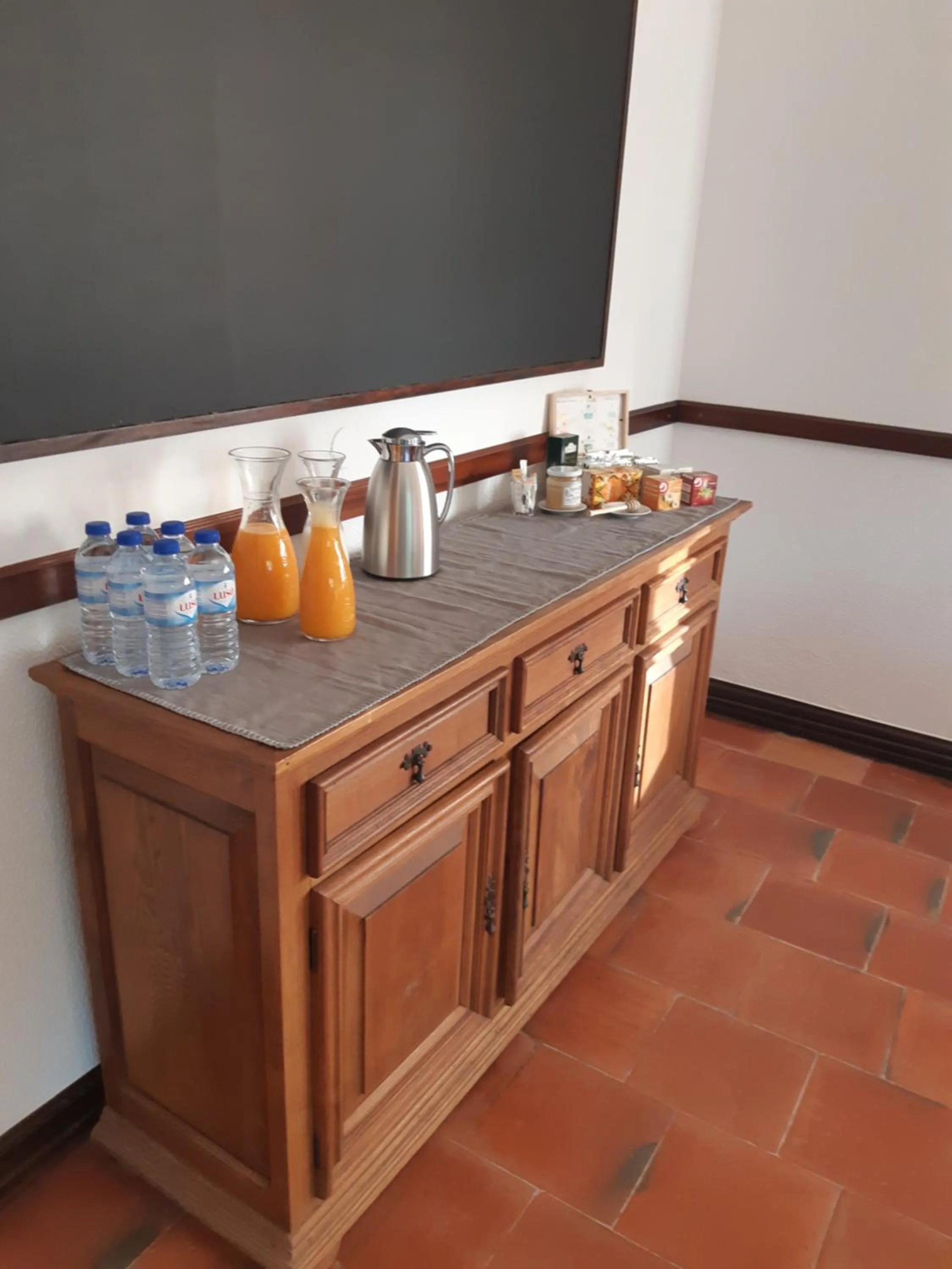 Continental breakfast in Casa do Coura Apartamento