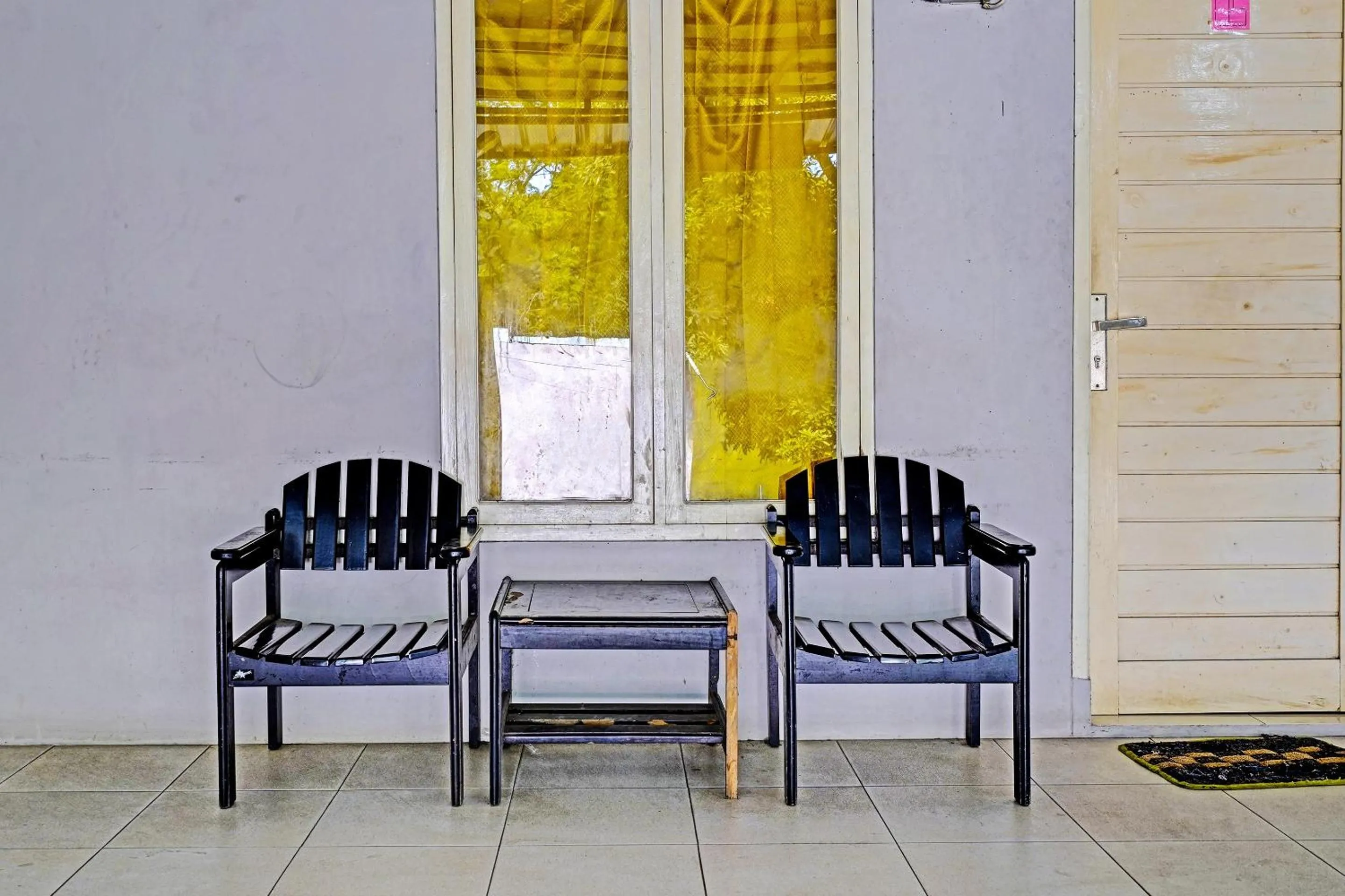 Lobby or reception in OYO 91329 Guest House Le-banon Syariah