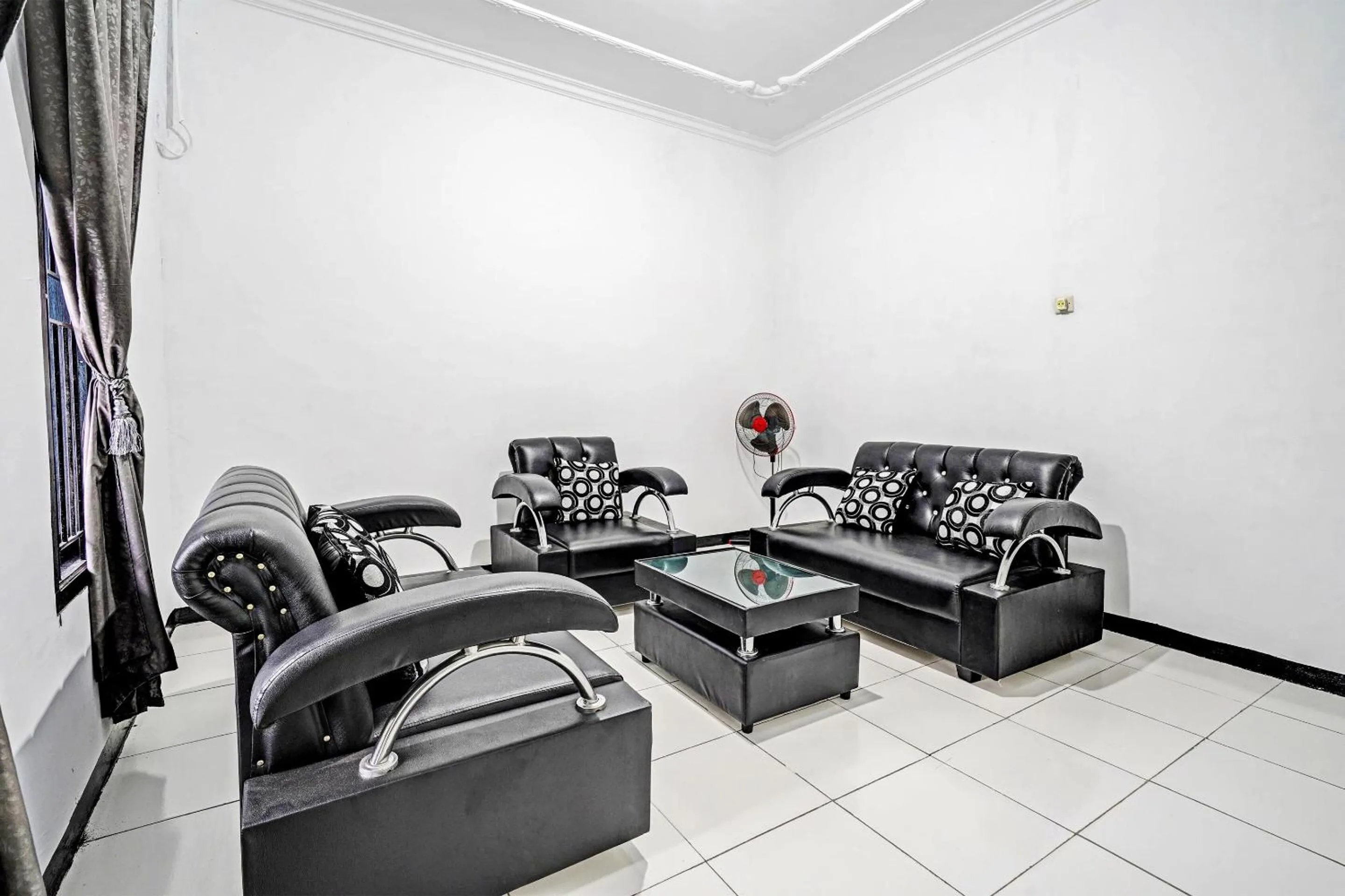 Lobby or reception in OYO 91334 Permata Papua Guest House