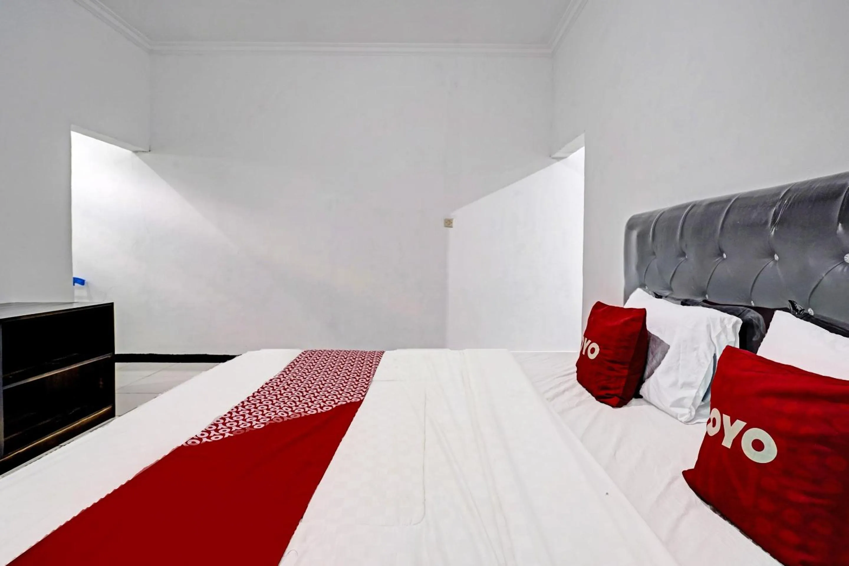 Bedroom, Bed in OYO 91334 Permata Papua Guest House