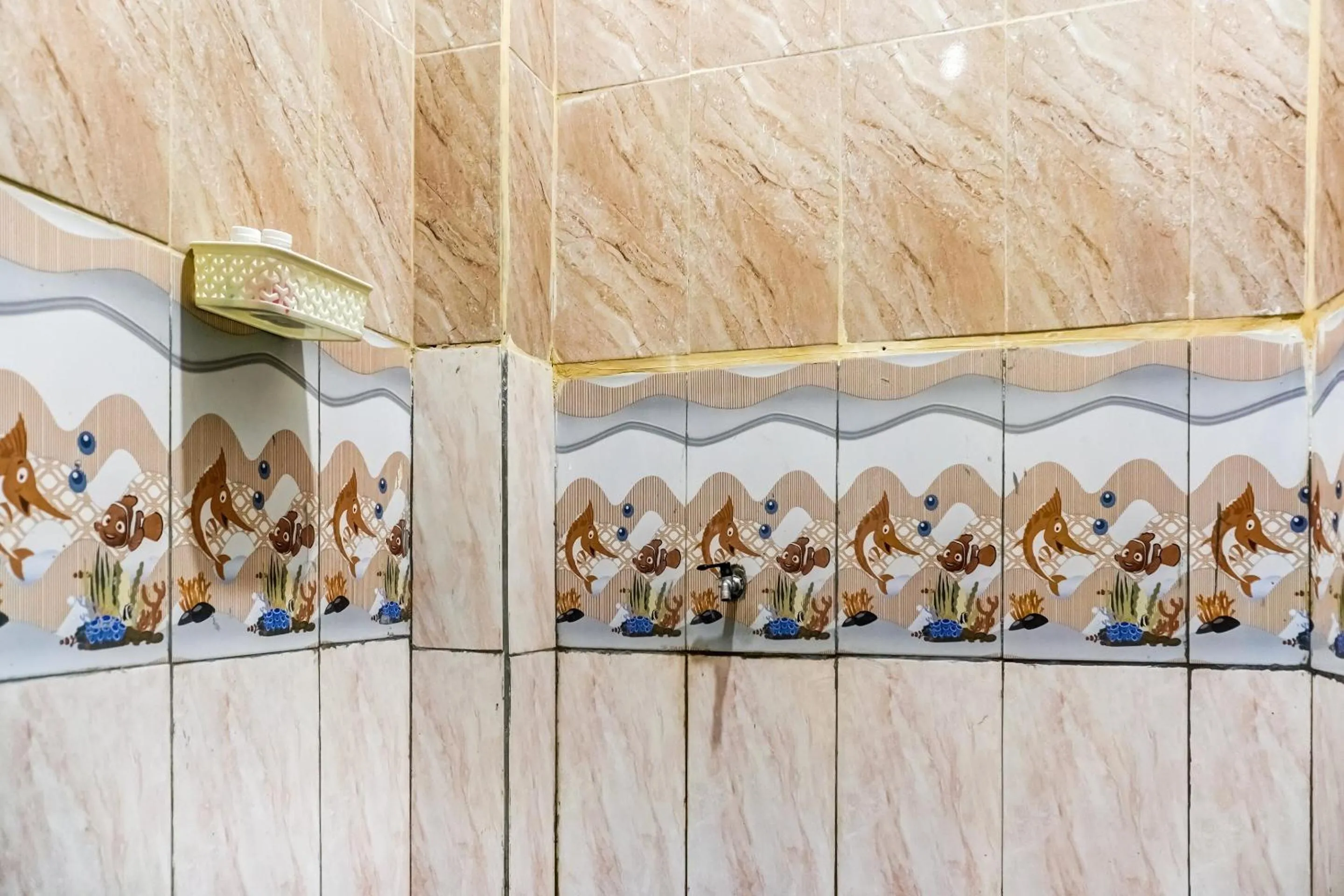 Bathroom in OYO Life 91335 Micheline Family 2 Syariah