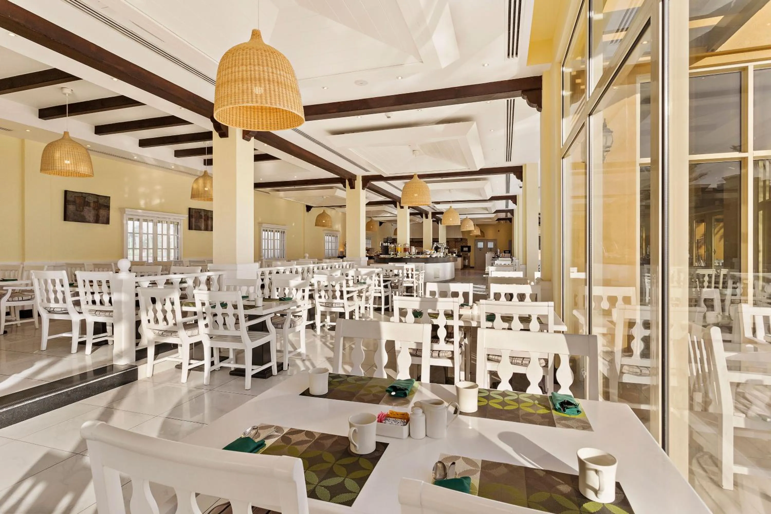 Restaurant/places to eat in Al Hamra Village Hotel