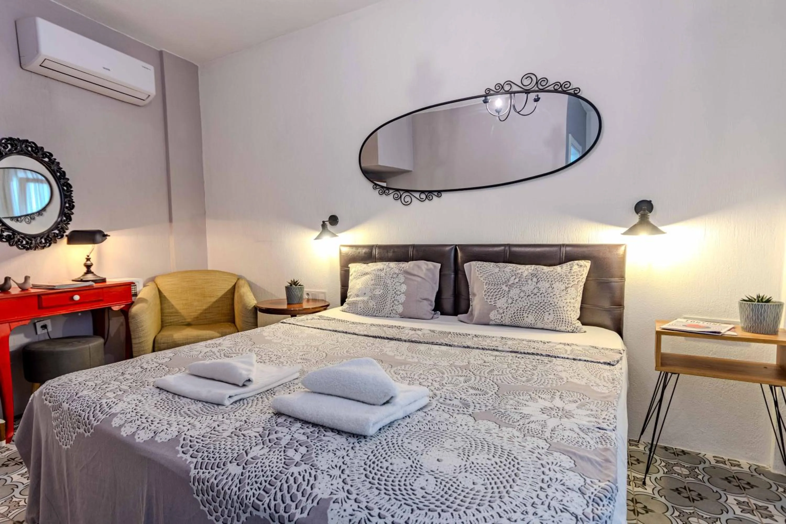 Bed in Arden's House