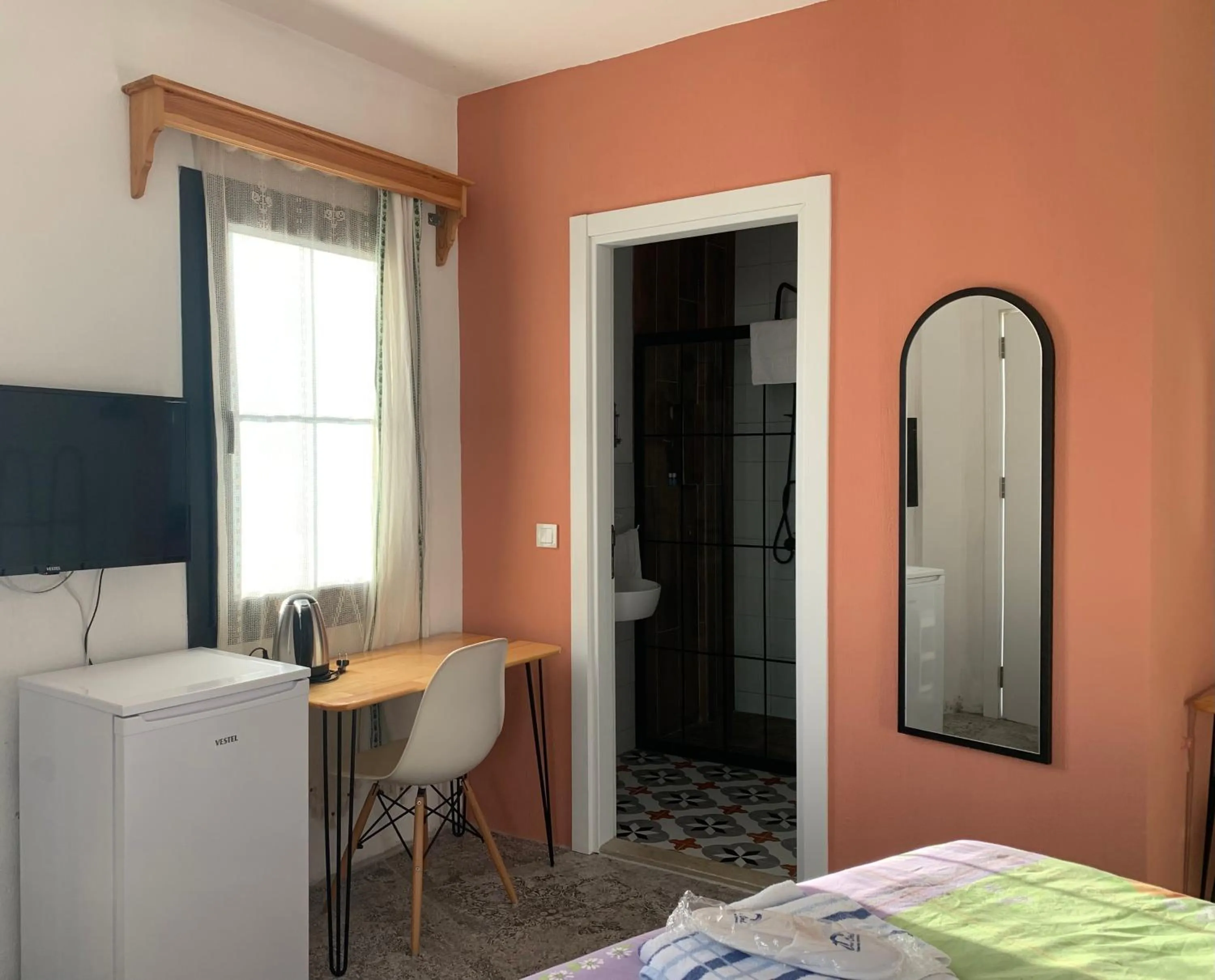 TV and multimedia, Bed in Arden's House