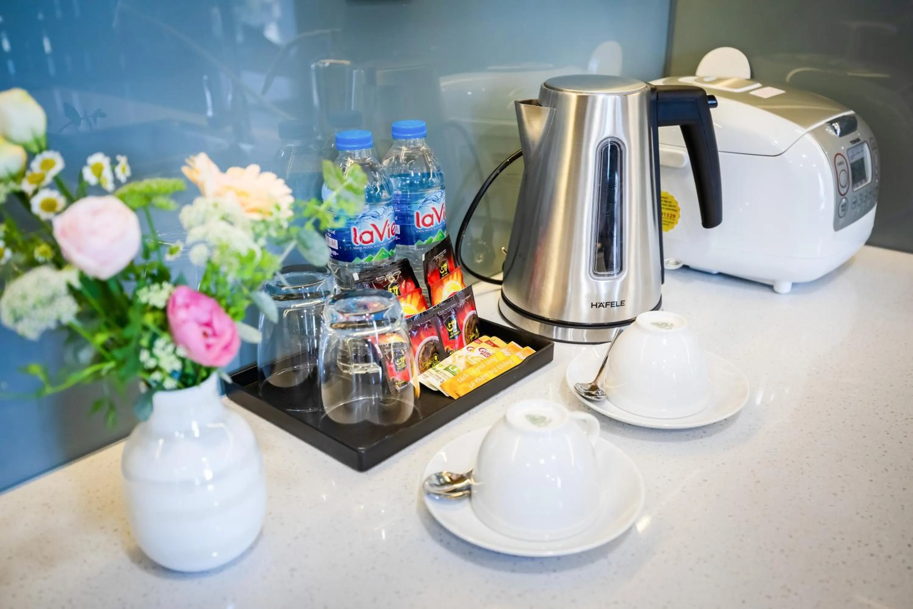 Coffee/tea facilities in Five Star Westlake 1st-4th Floors Hotel & Serviced Apartment