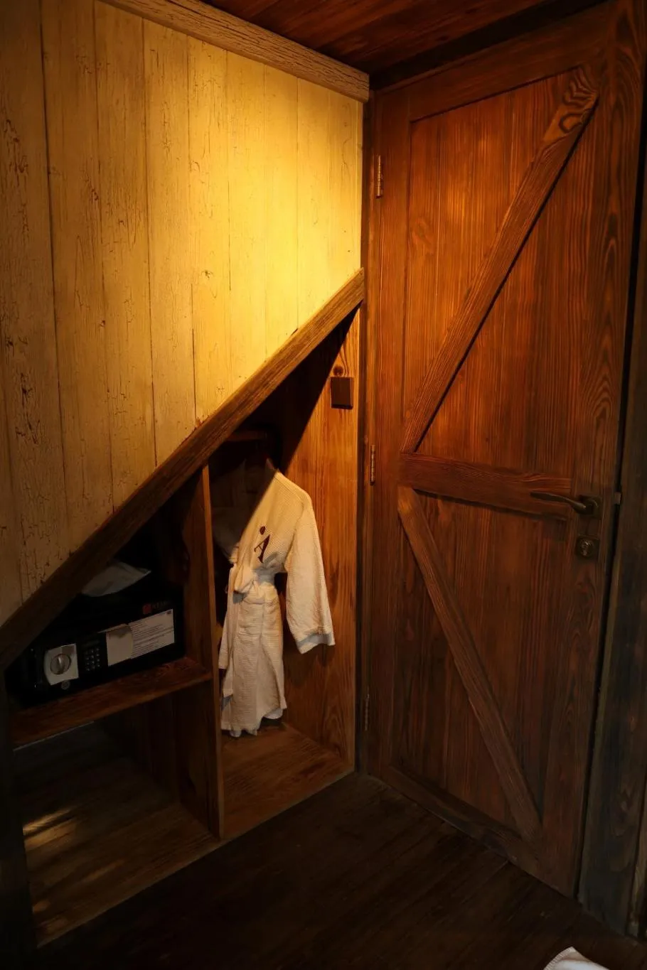 wardrobe in Amaya Retreat