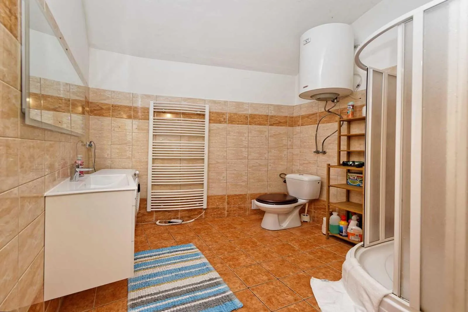 Bathroom in Riverside Apartment