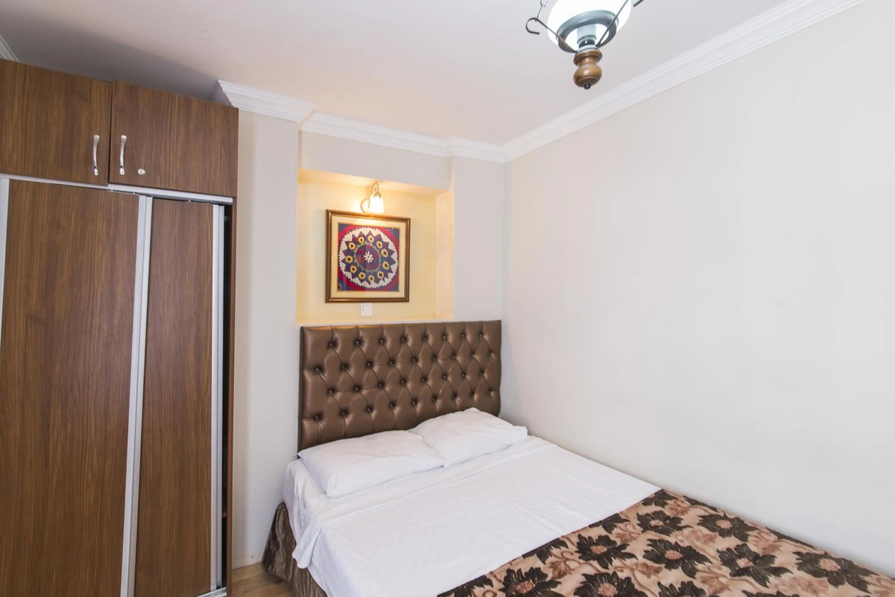 Decorative detail in Sultan's Inn