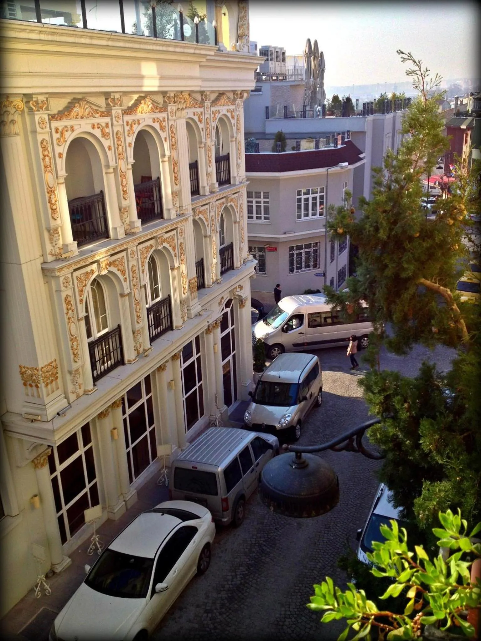 Facade/entrance in Sultan's Inn