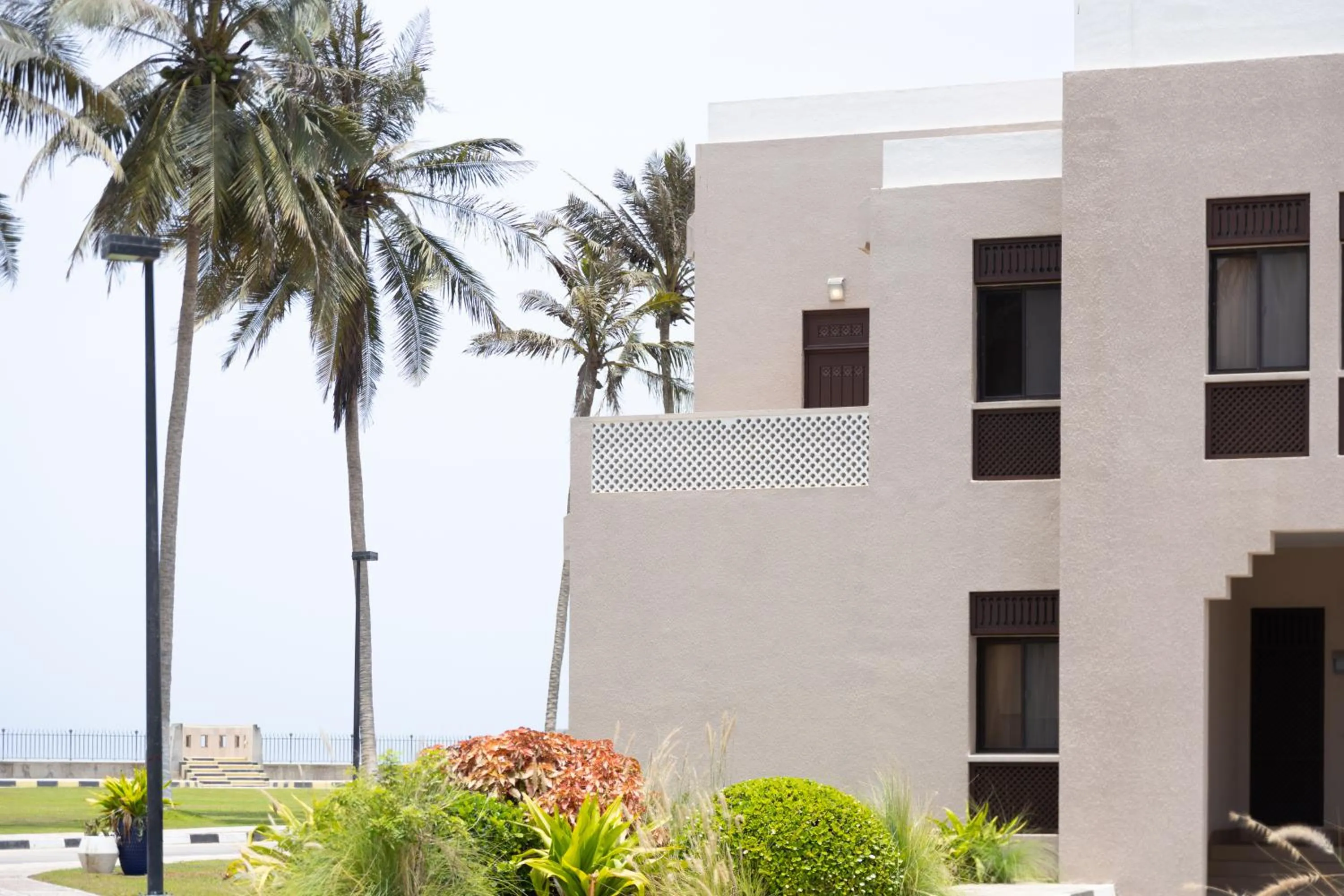 Al Shatti Villas