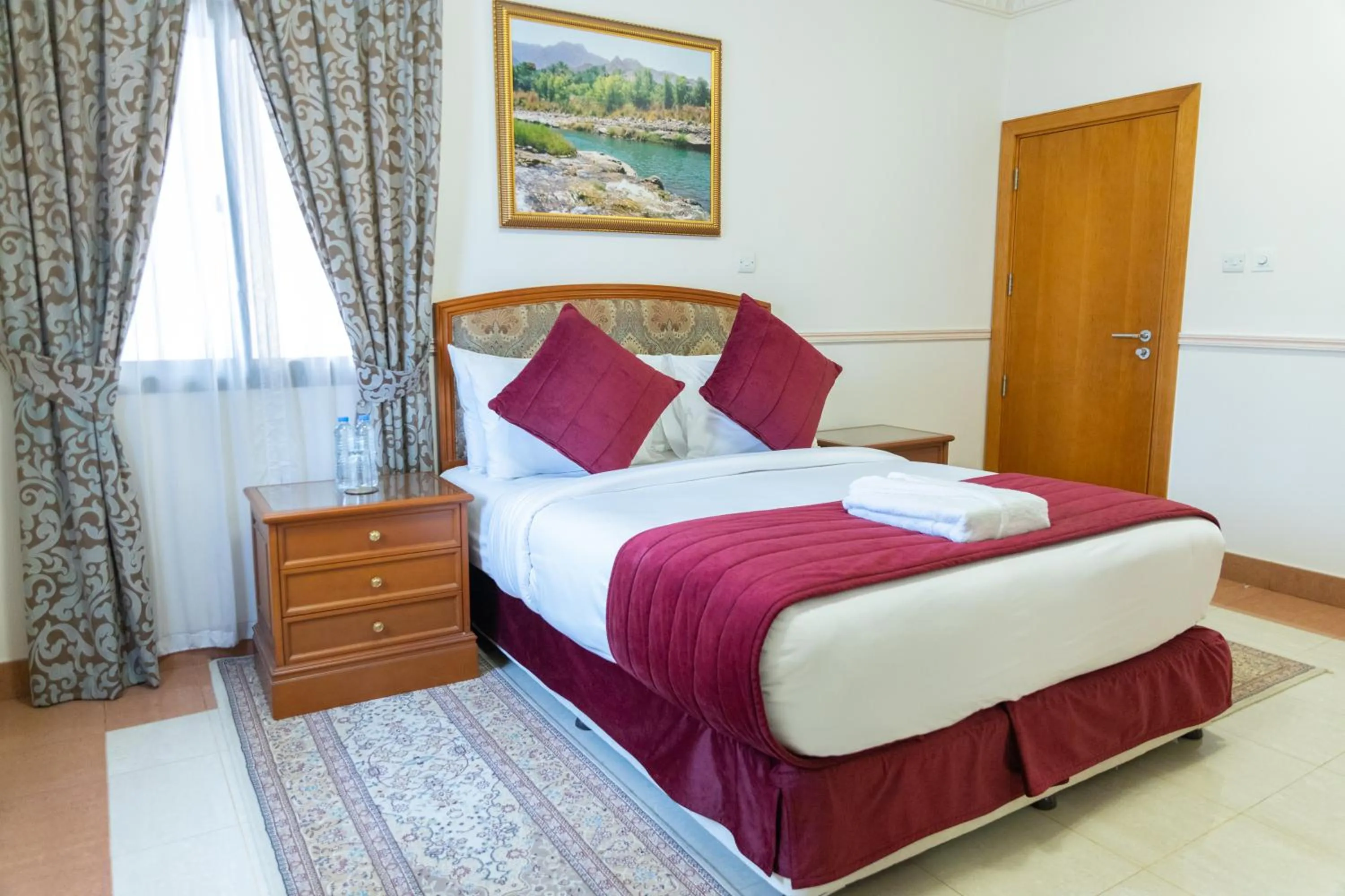 Bed in Al Shatti Villas