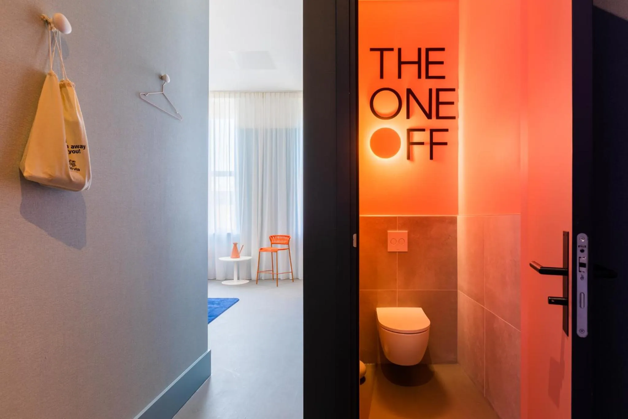 Toilet in Vie Via - Your Hotel