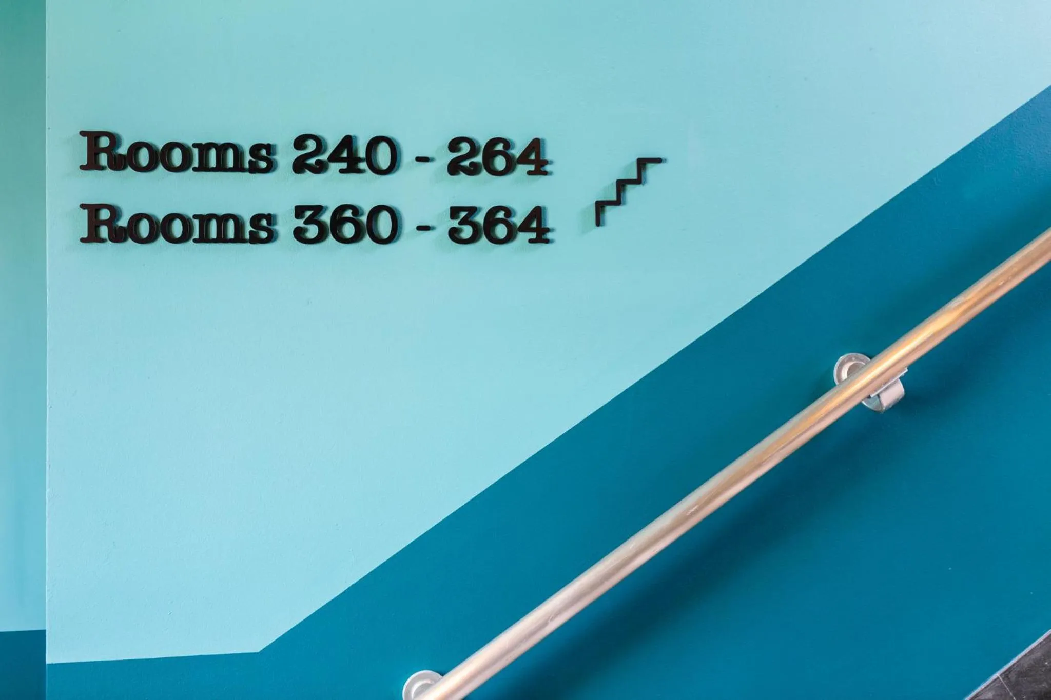 Property building in Vie Via - Your Hotel