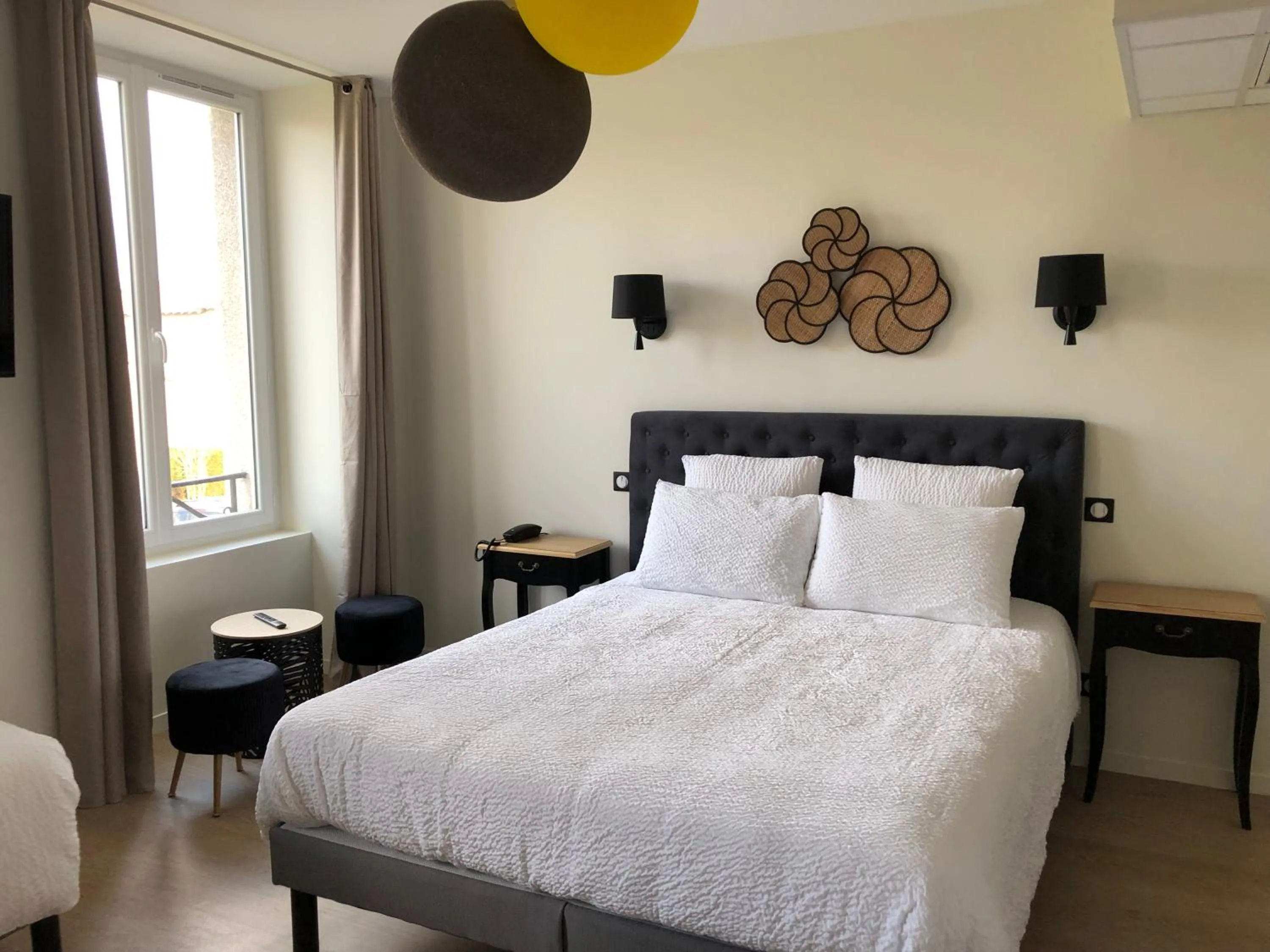 Family Room in Hôtel de la Glane