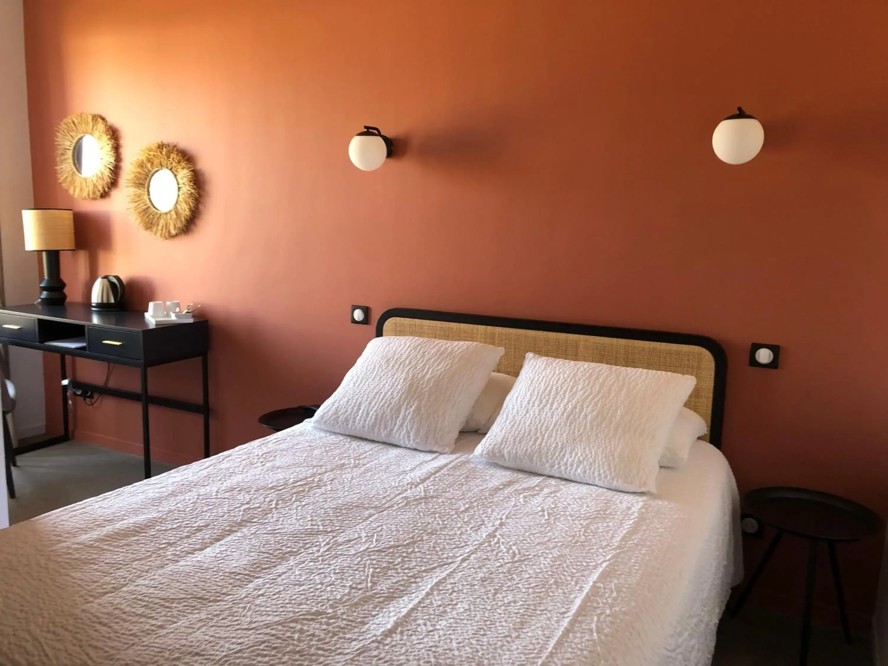 Standard Double Room - single occupancy in Hôtel de la Glane Standard Double Room - single occupancy in Hôtel de la Glane