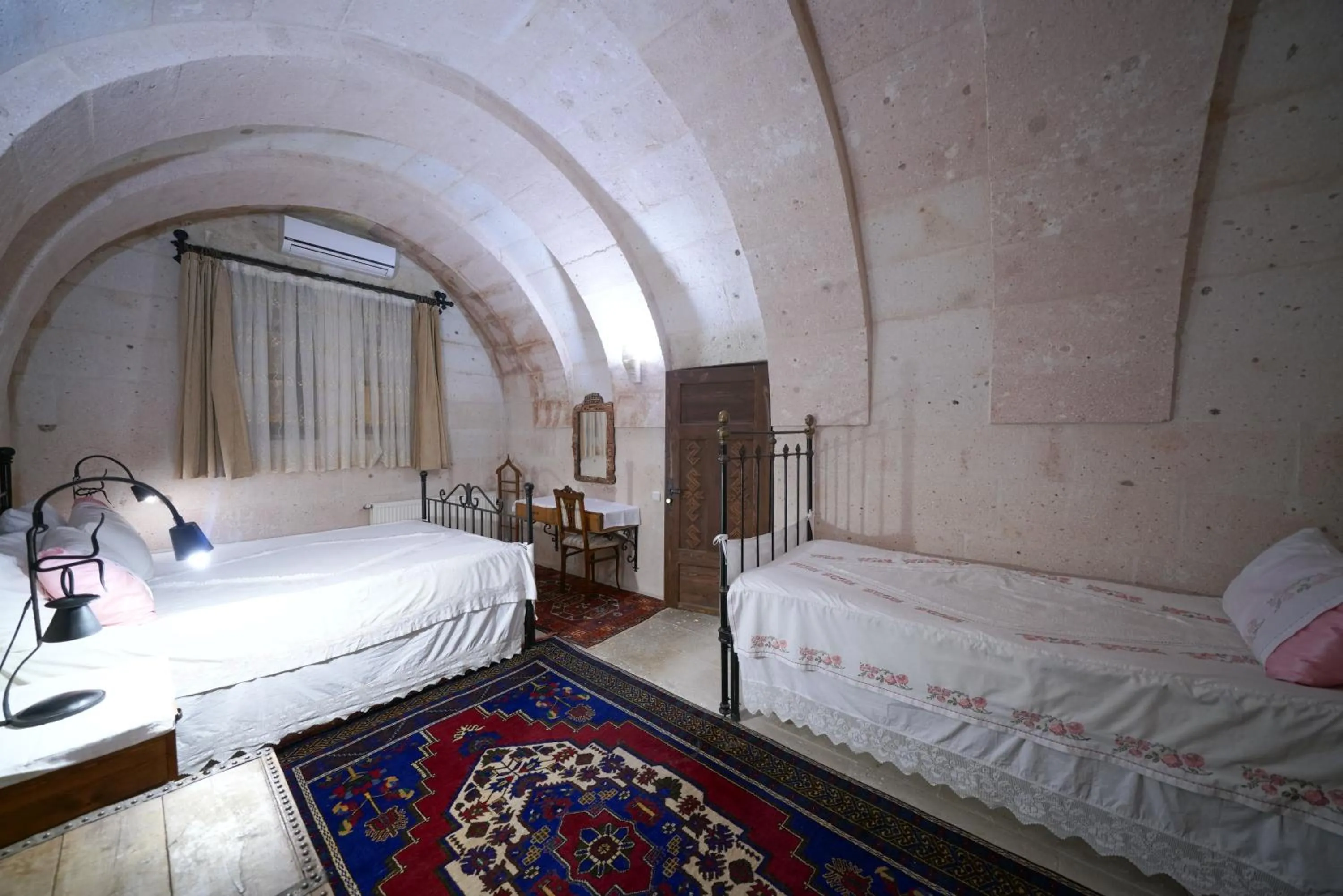 Bed in Selcuklu Evi Cave Hotel - Special Category