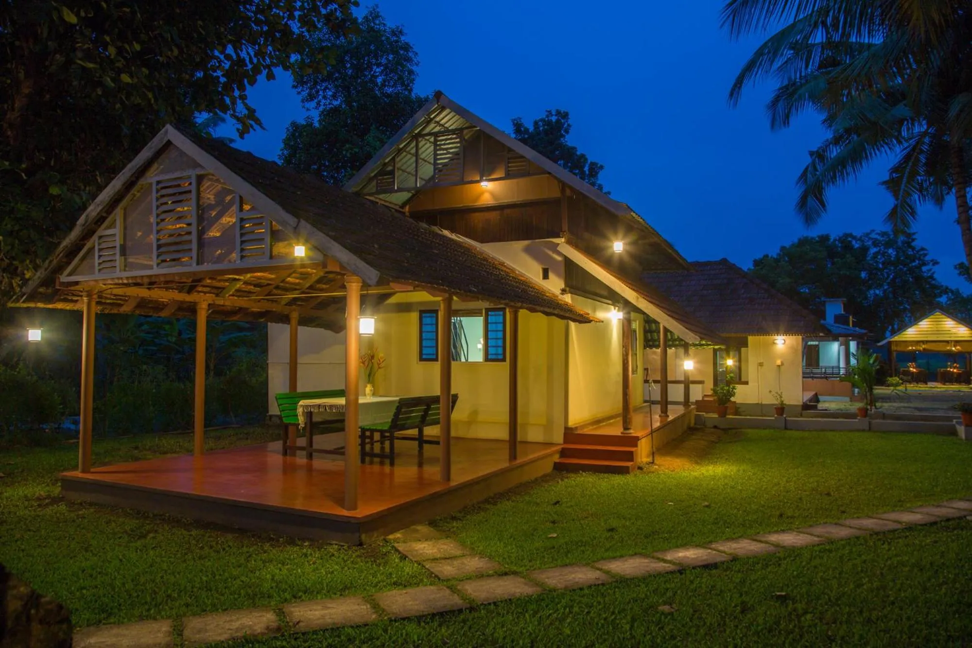 Deluxe Double Room with Balcony in Kurialacherry House Alleppey