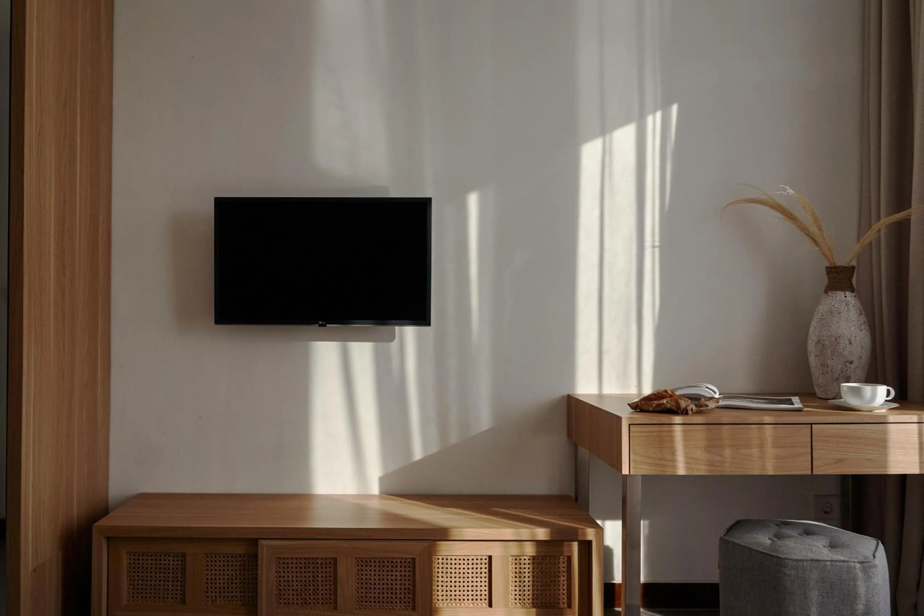 TV and multimedia in Om Cemagi Beach Villa Canggu