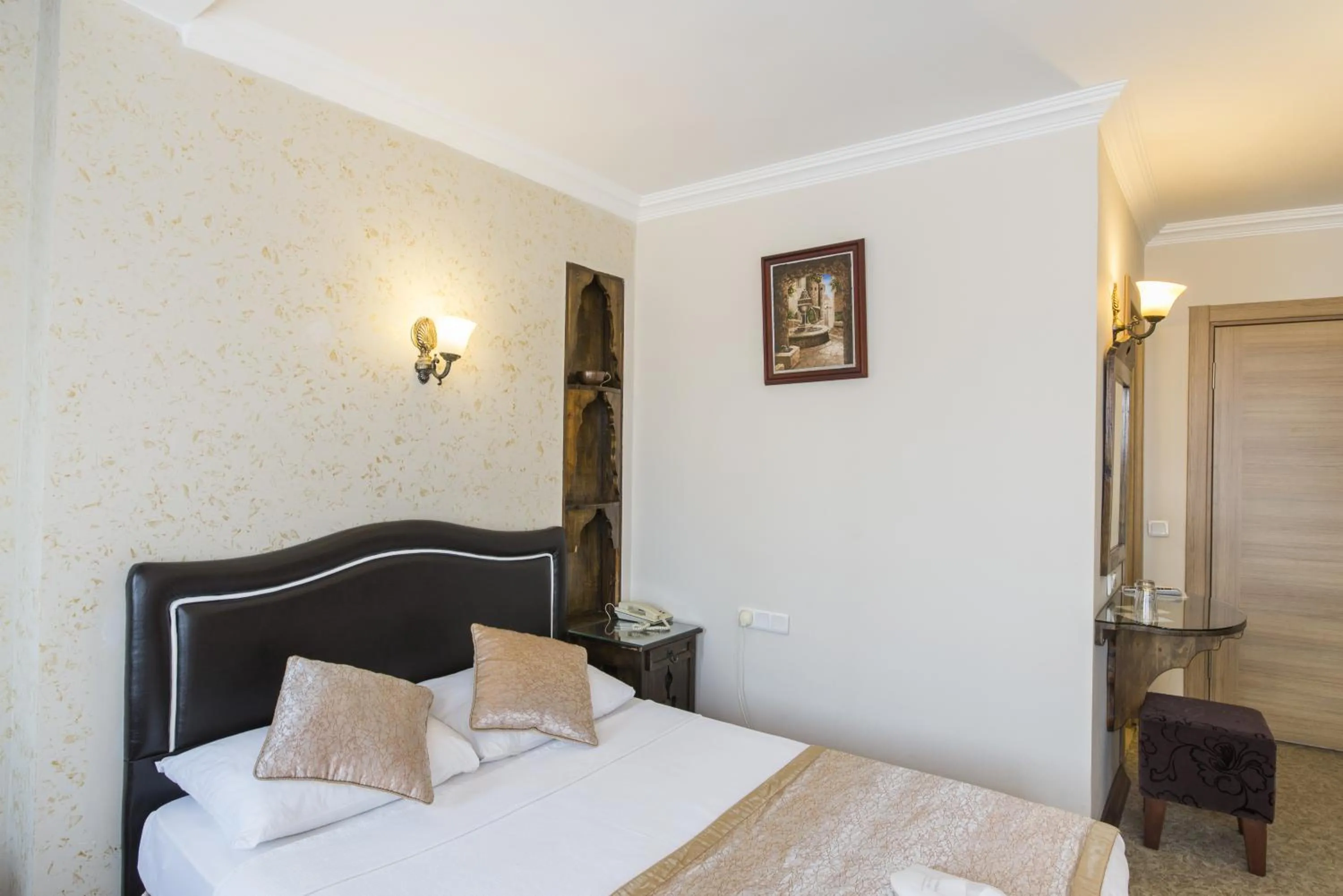 Bed in Naz Wooden House Inn