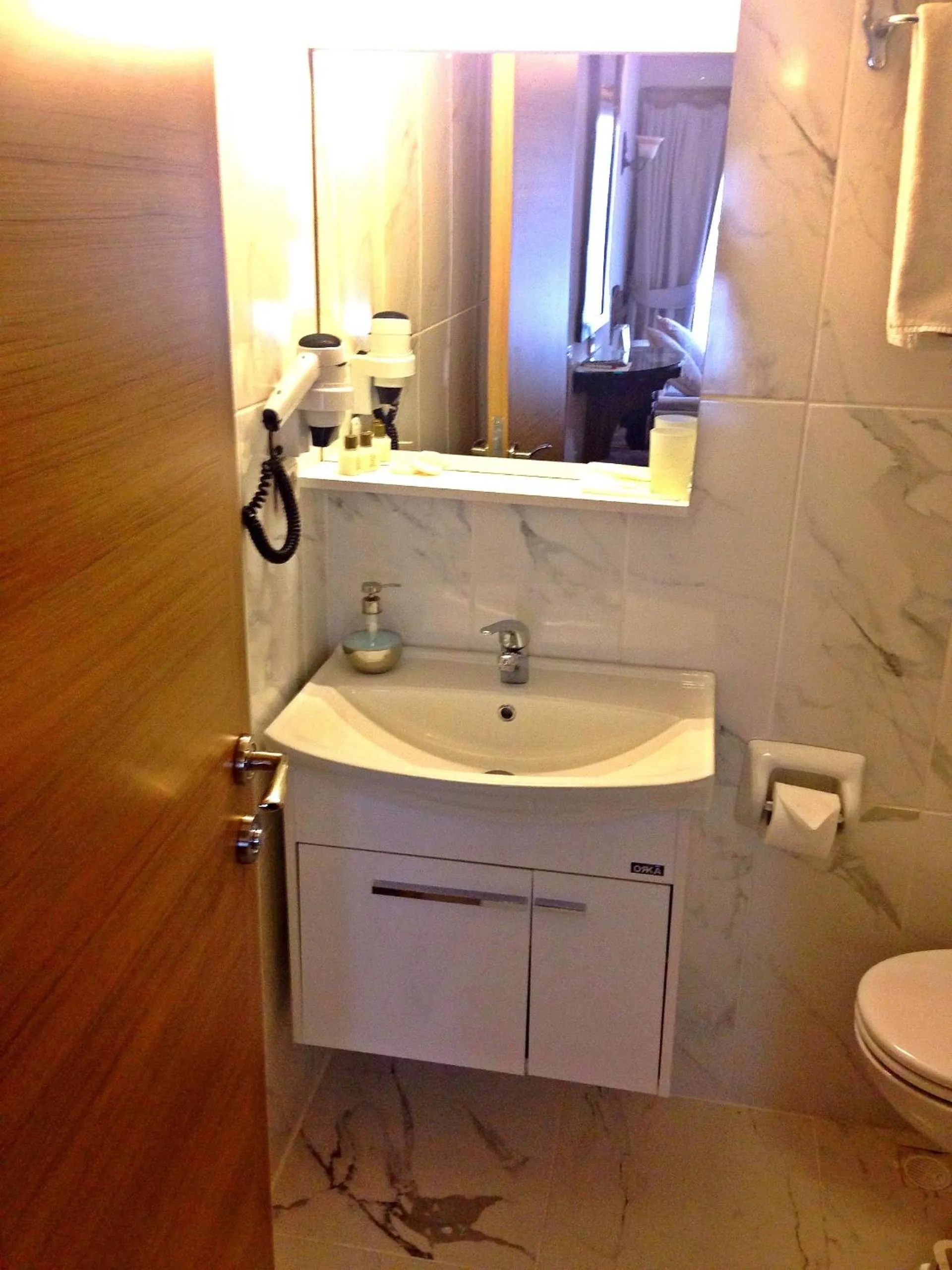 Bathroom in Naz Wooden House Inn