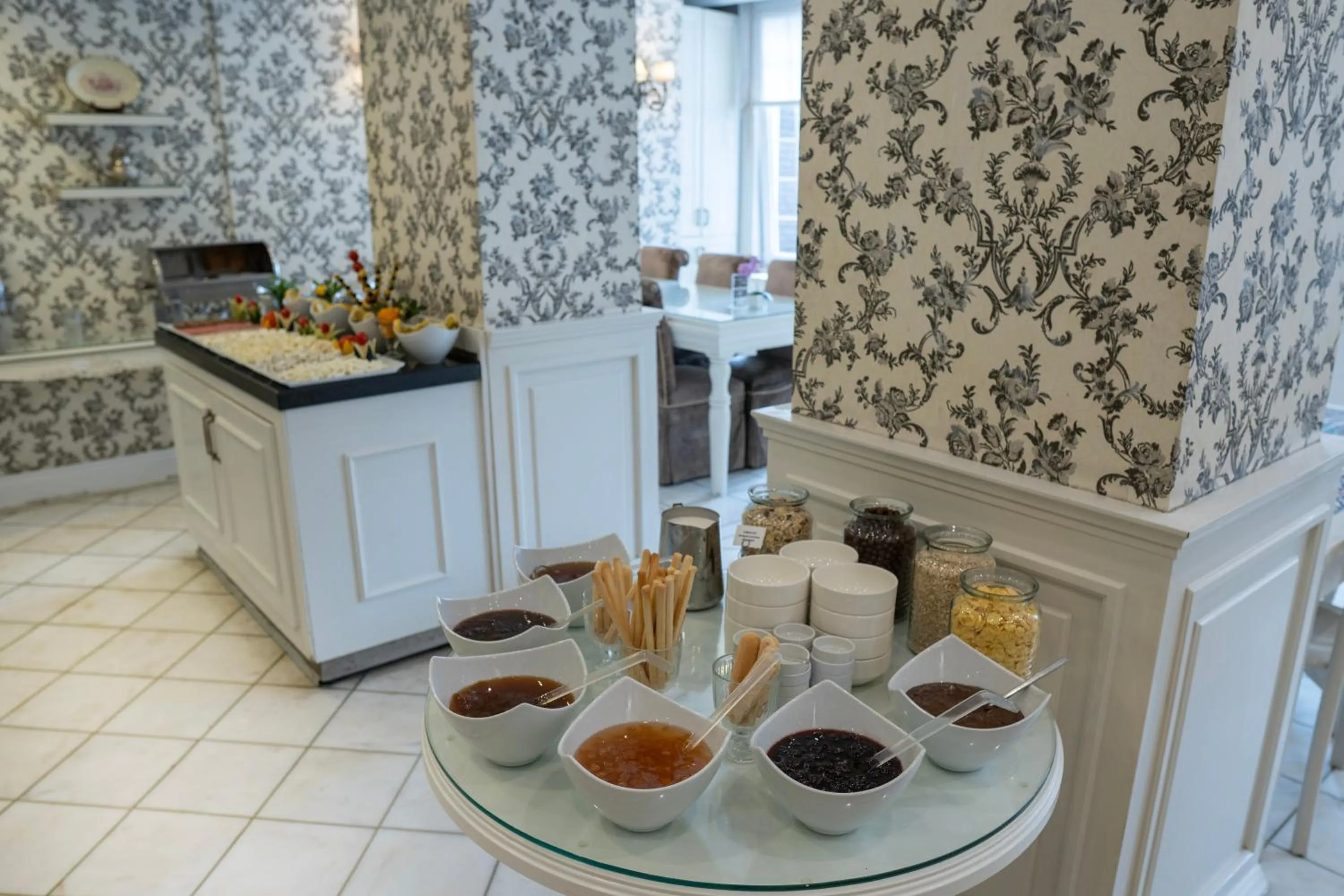 Food and drinks in Avicenna Hotel Sultanahmet