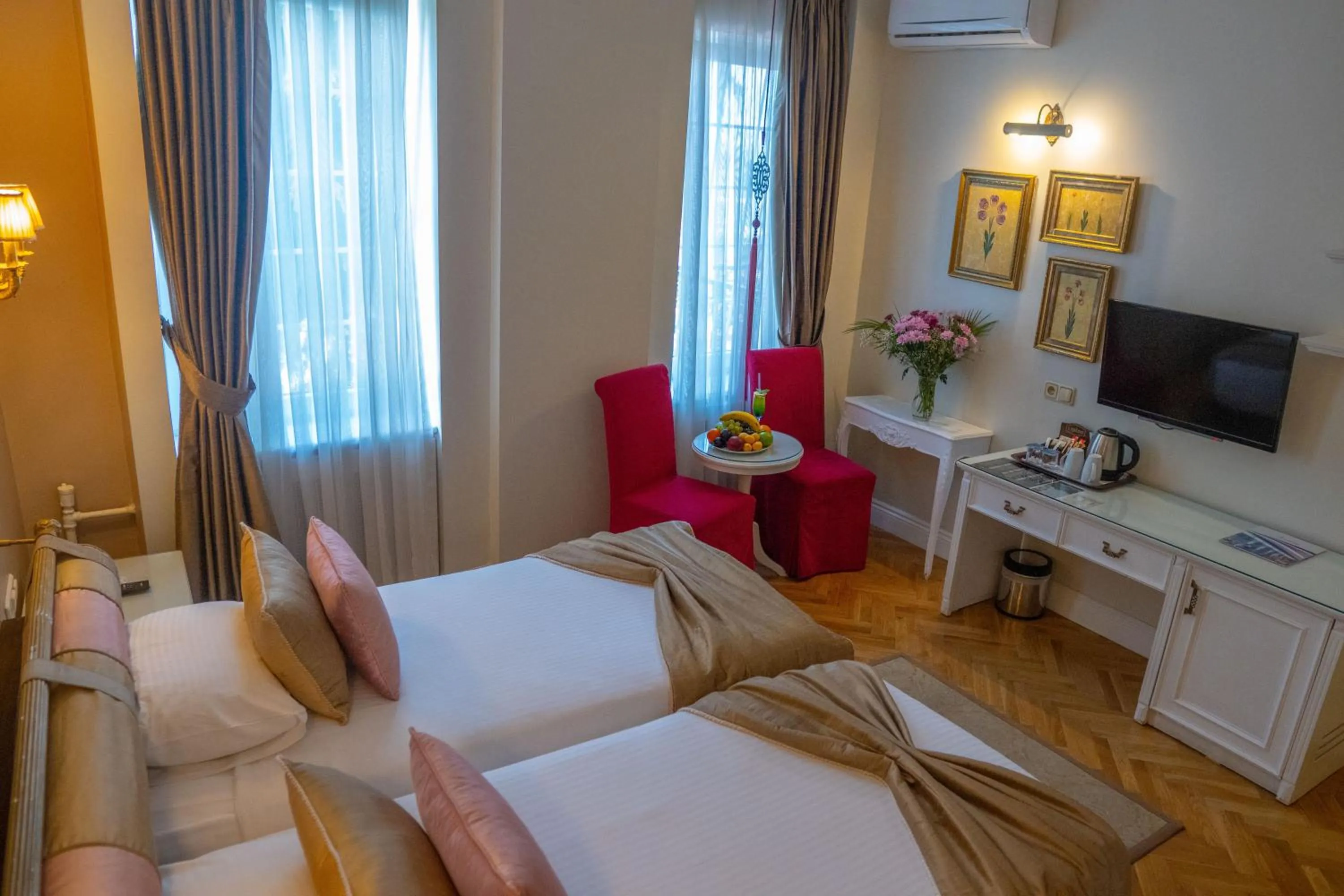 TV and multimedia, Bed in Avicenna Hotel Sultanahmet