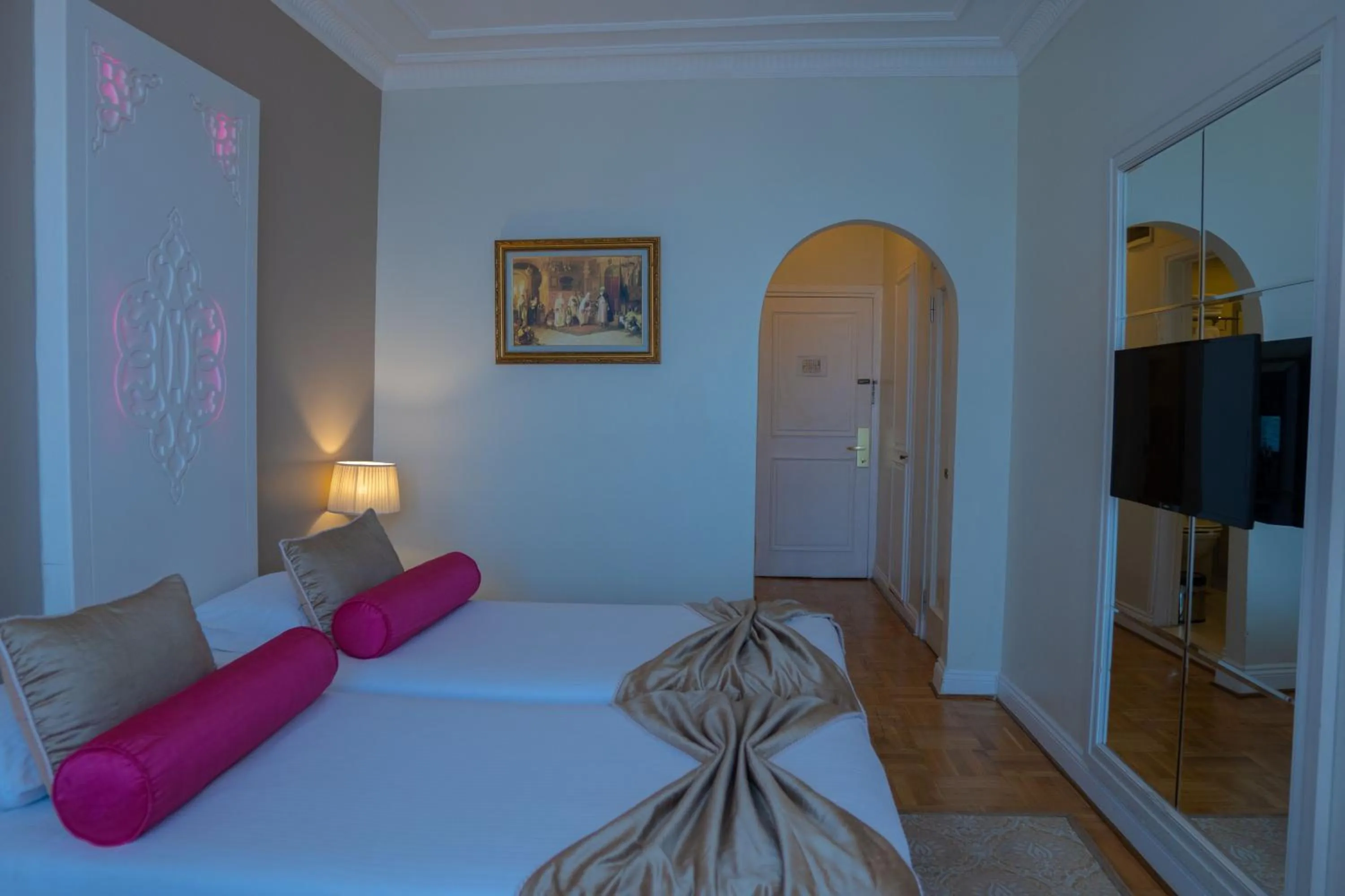 Bed in Avicenna Hotel Sultanahmet