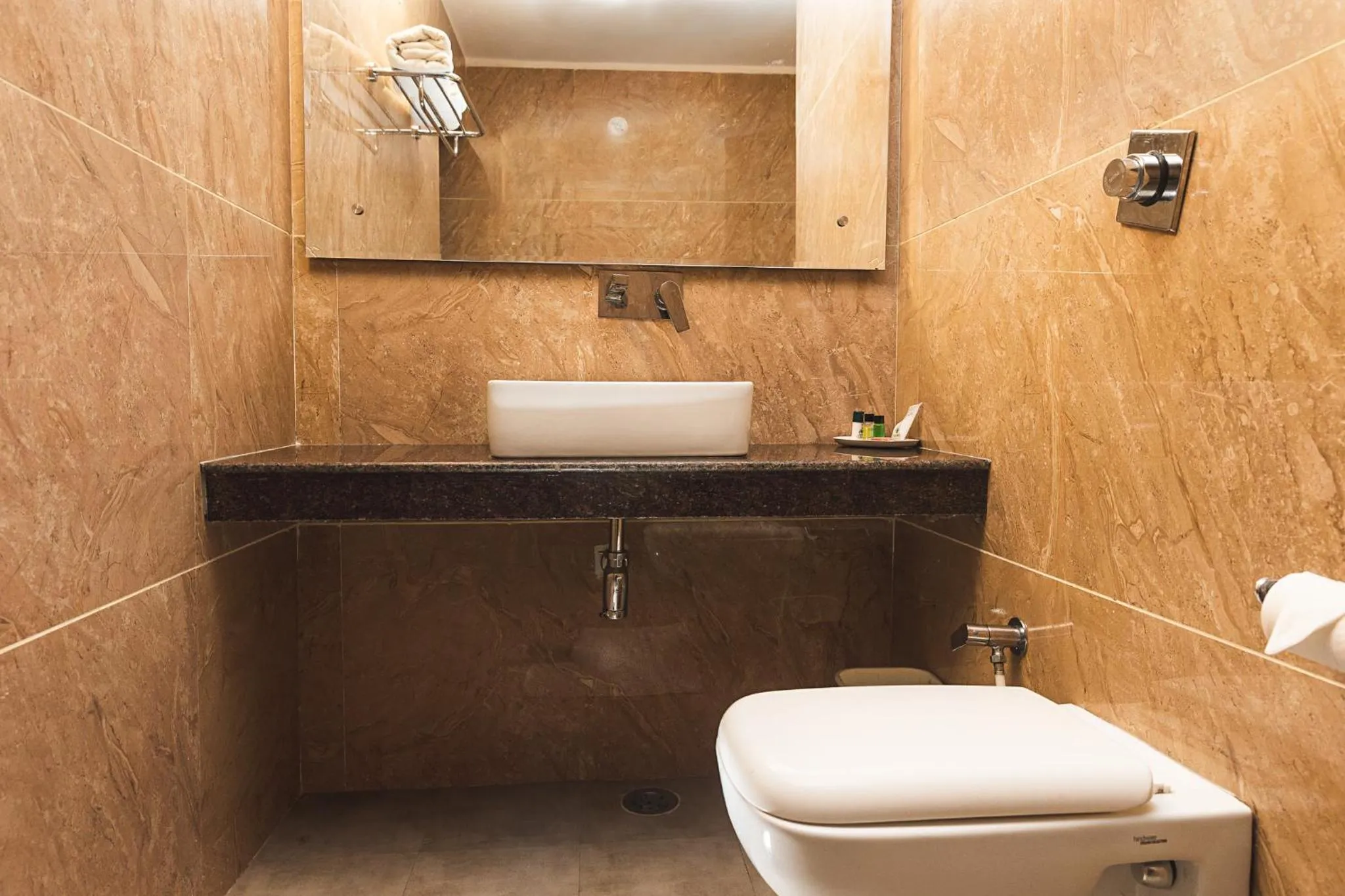 Hotel Asia Vaishnodevi By Geetanjali Group of Hotels