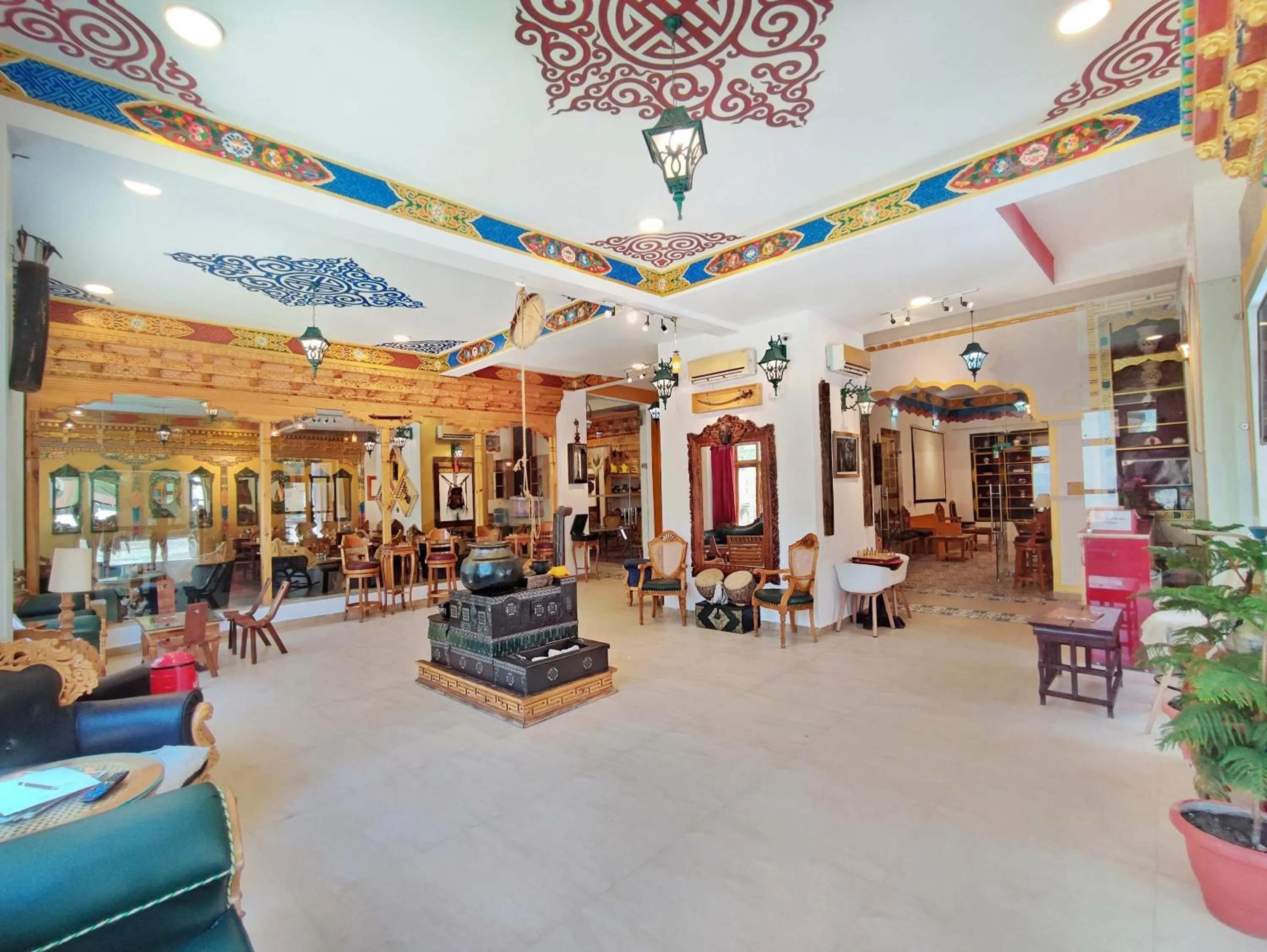 Lobby or reception in Hotel Grand Himalaya