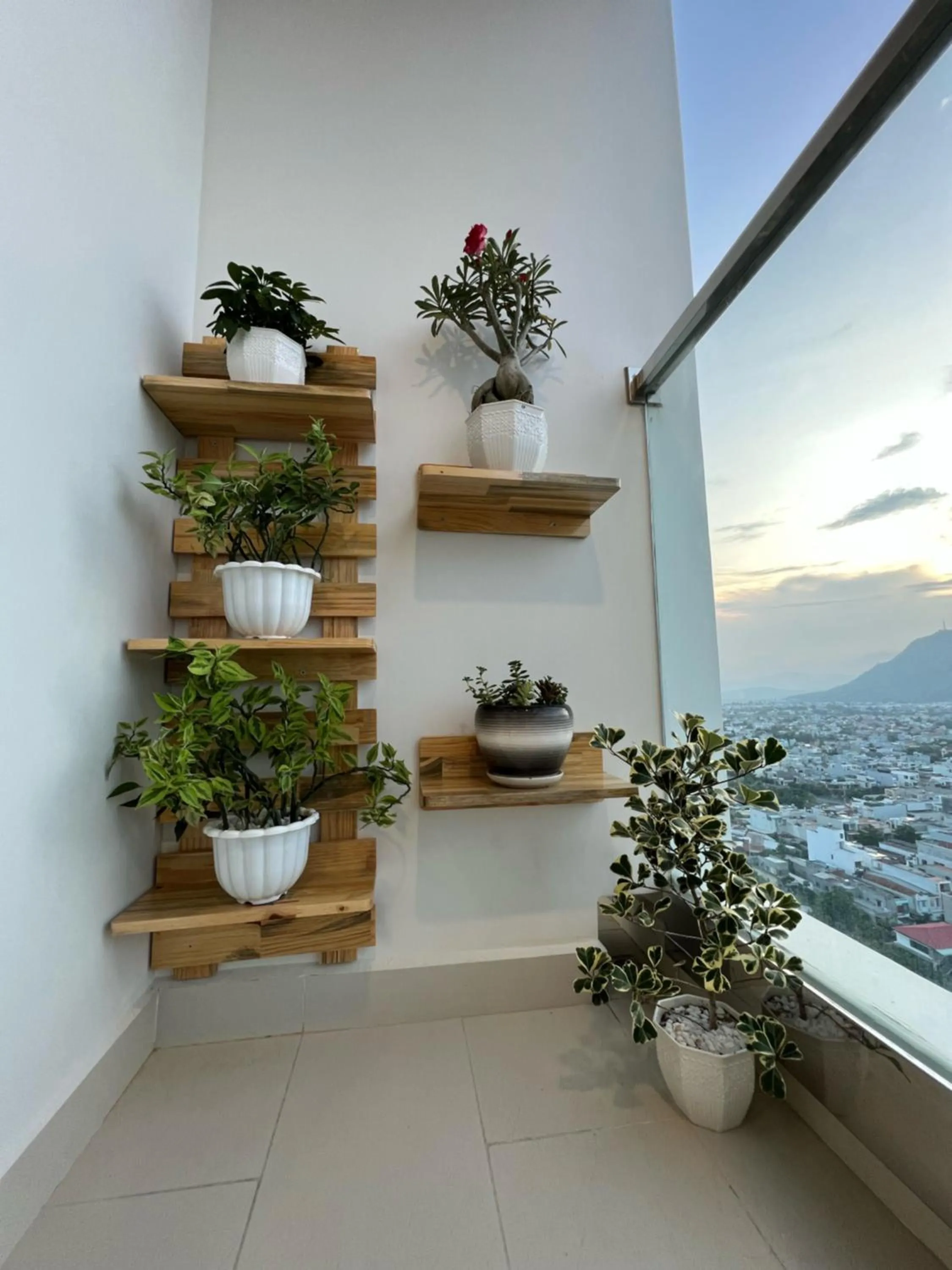 Apec Mandala Phú Yên Hương Giang Condotel