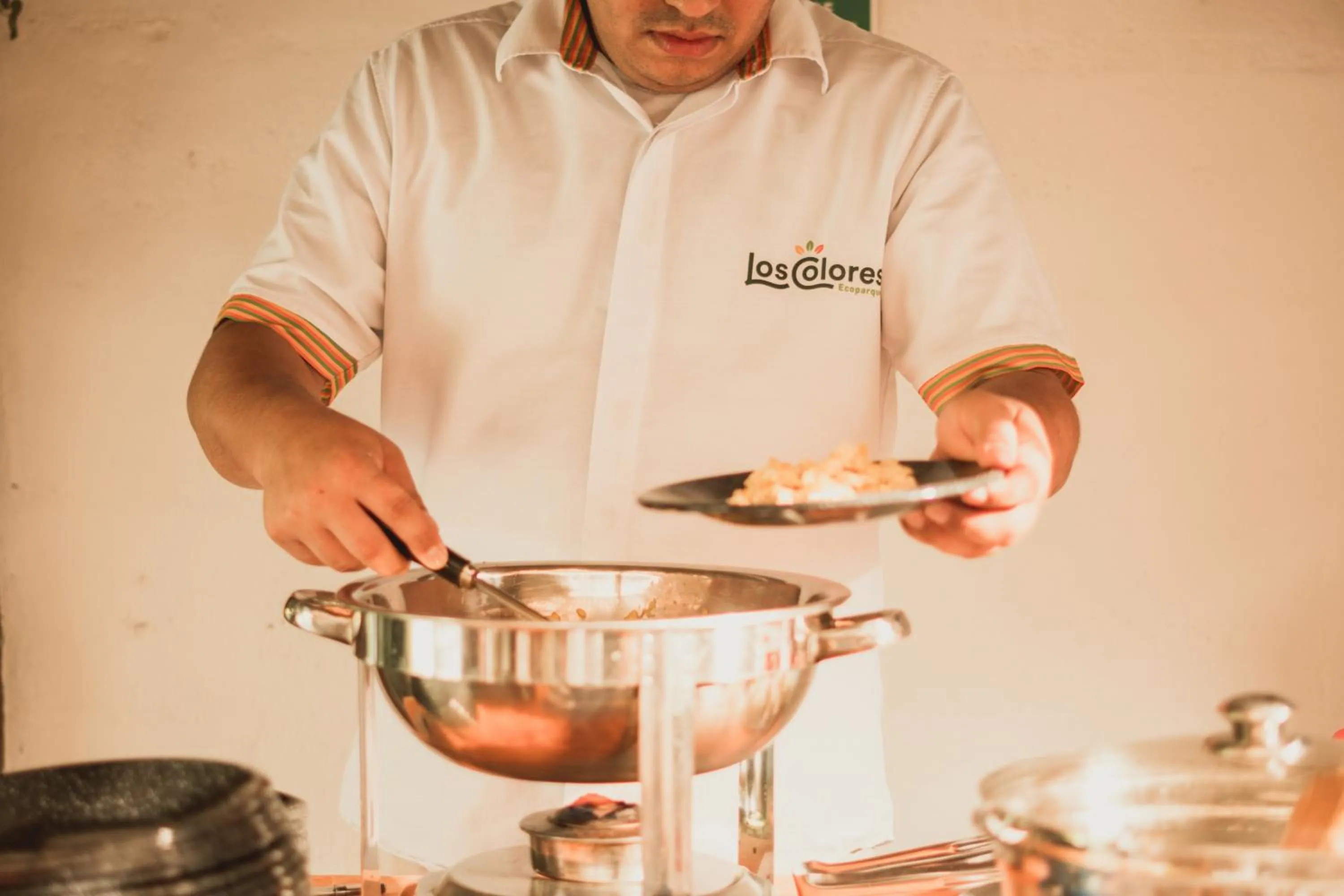 Breakfast in Makenke Hostel By Los Colores Ecoparque