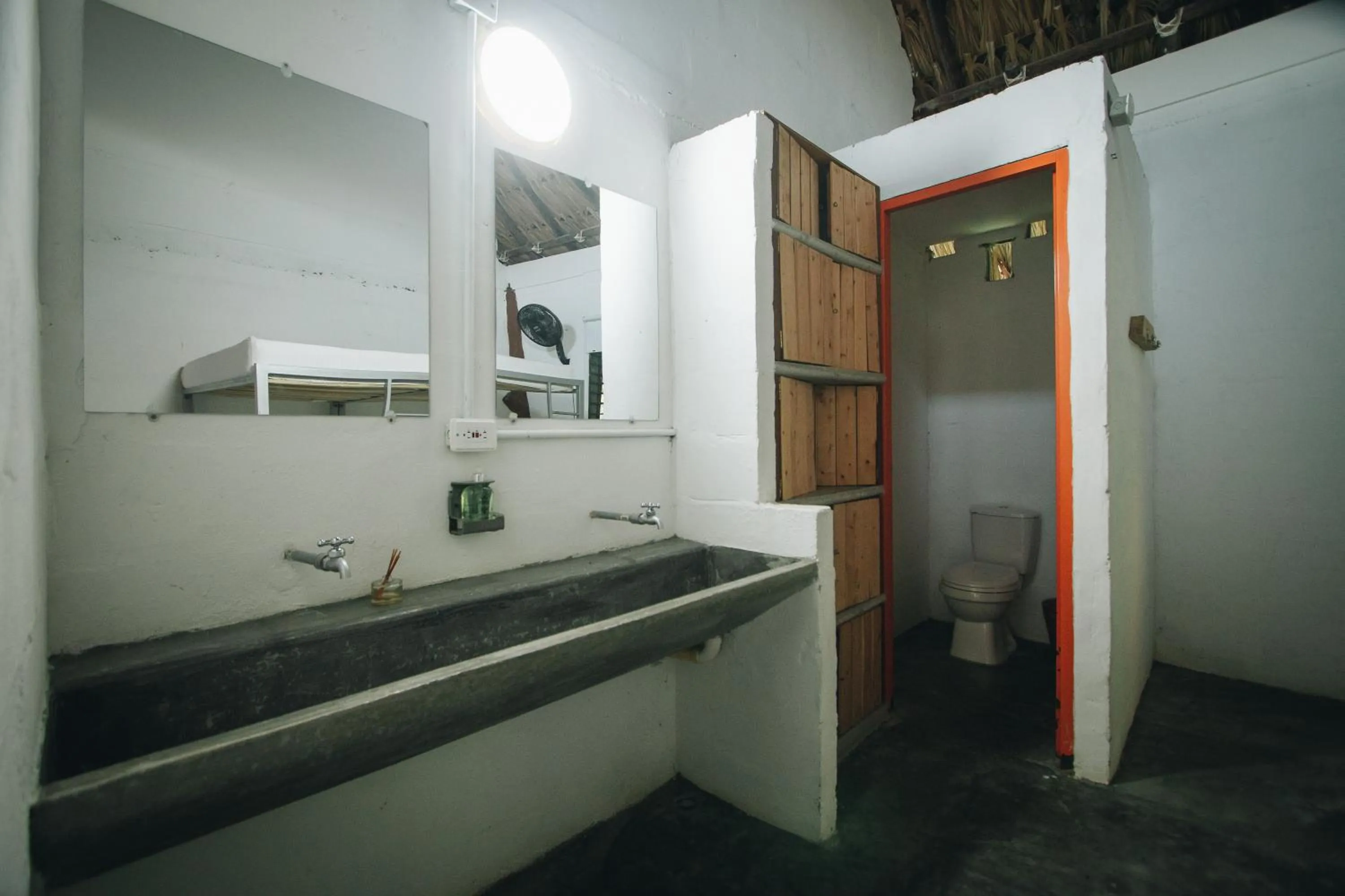 Bathroom in Makenke Hostel By Los Colores Ecoparque