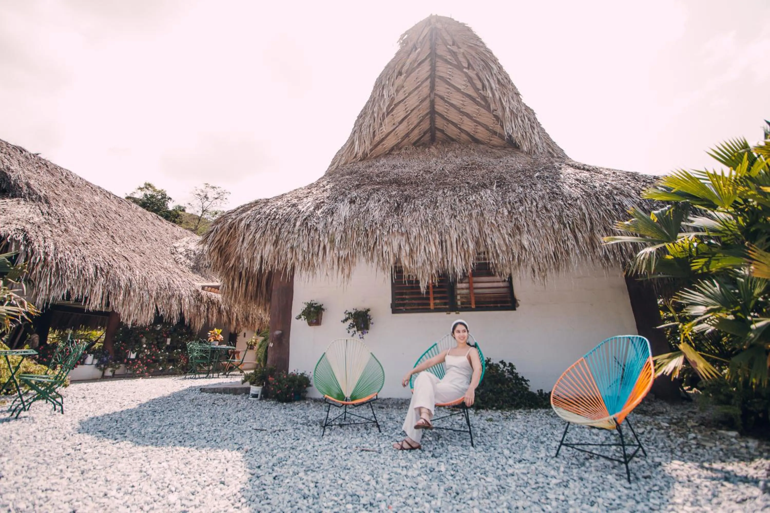 People in Makenke Hostel By Los Colores Ecoparque