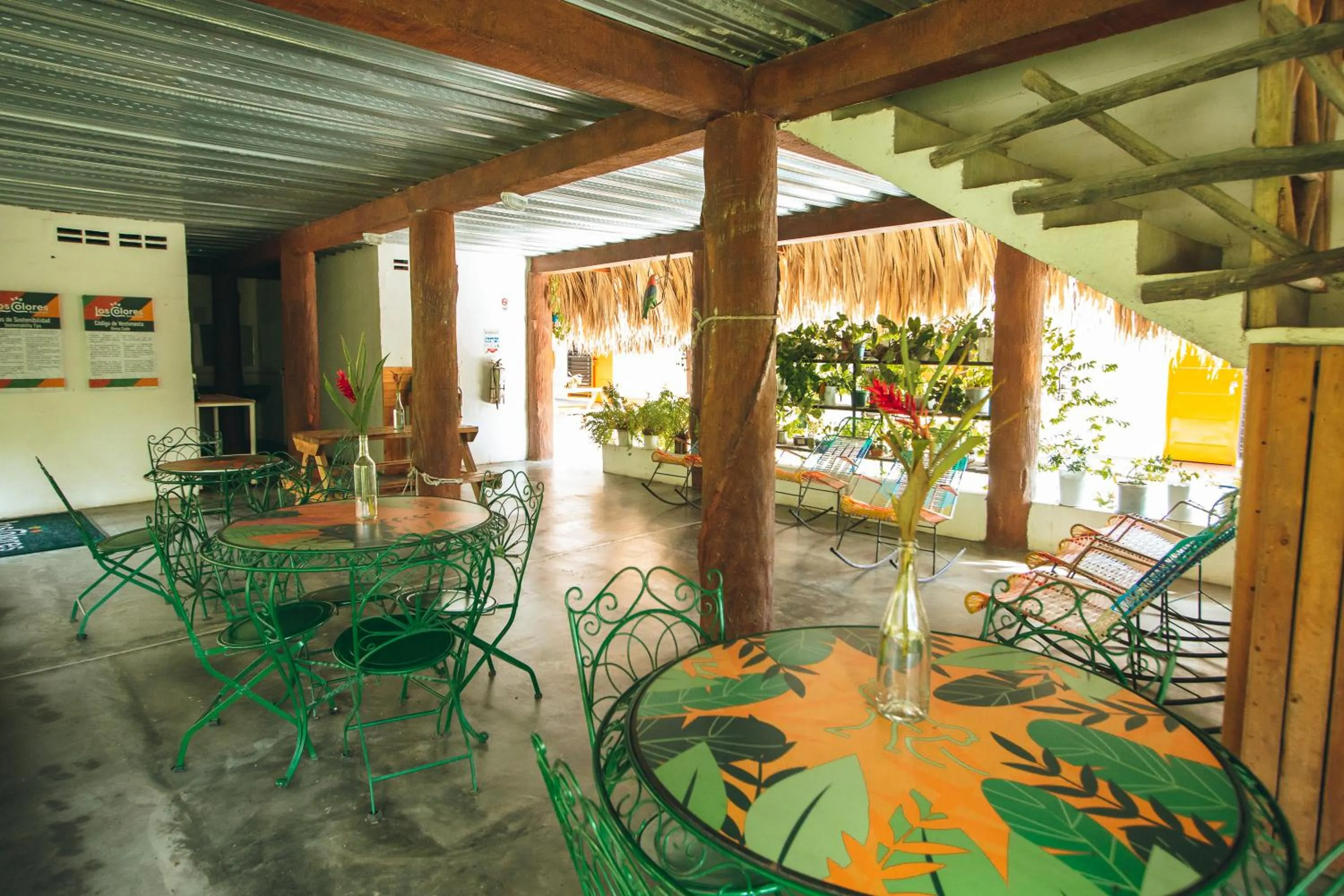 Game Room in Makenke Hostel By Los Colores Ecoparque