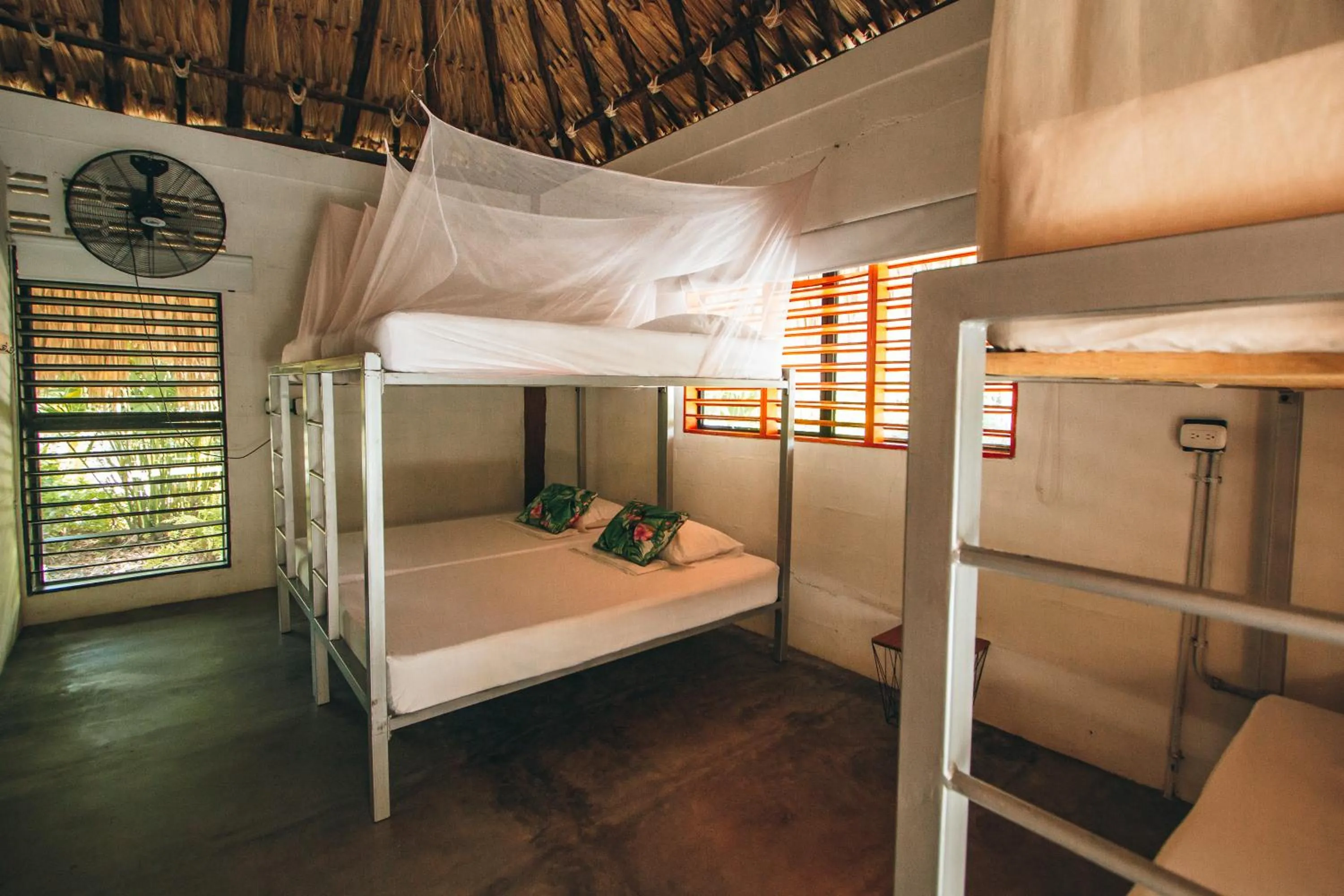 bunk bed, Bed in Makenke Hostel By Los Colores Ecoparque