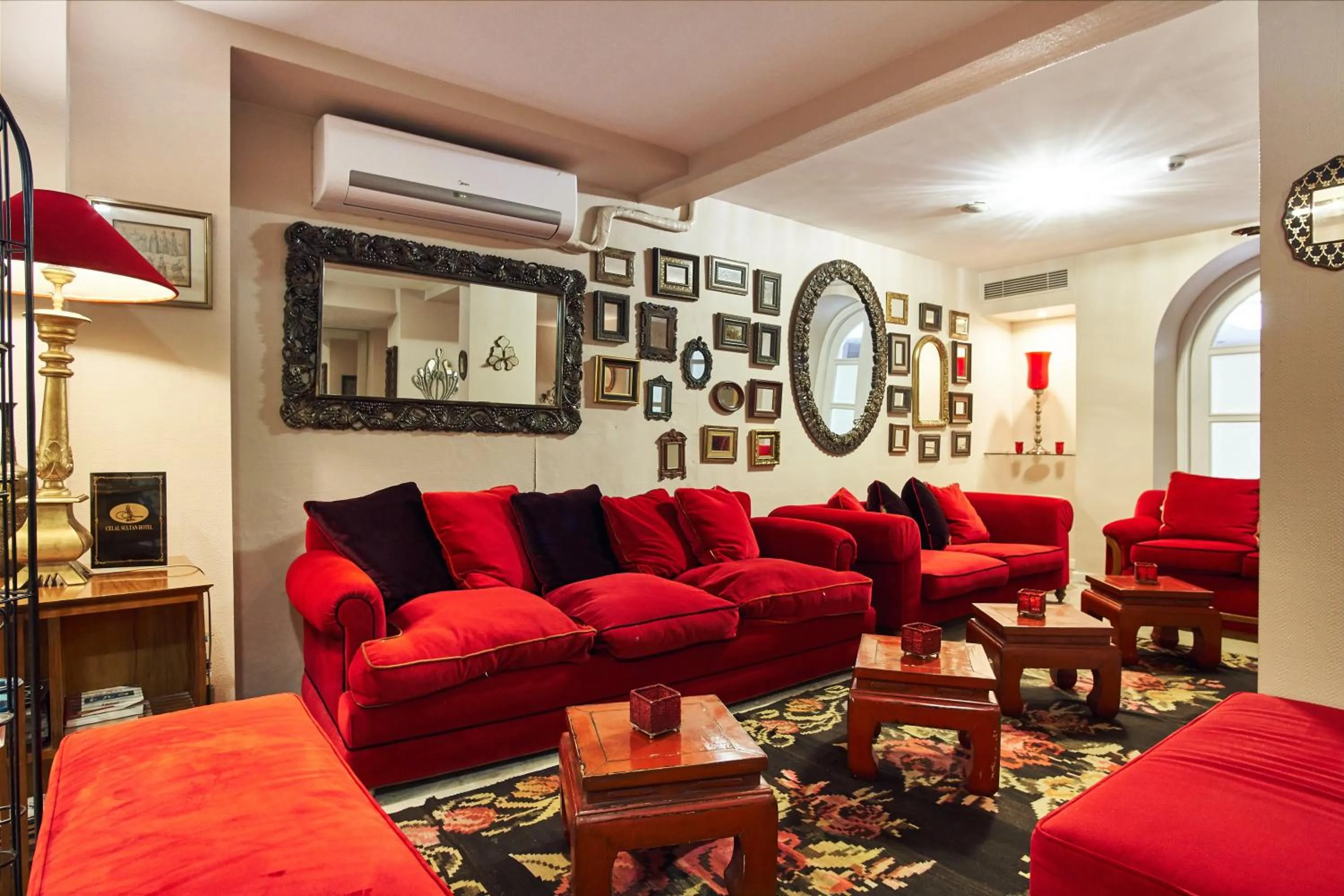 Lobby or reception in Celal Sultan Hotel Special Class