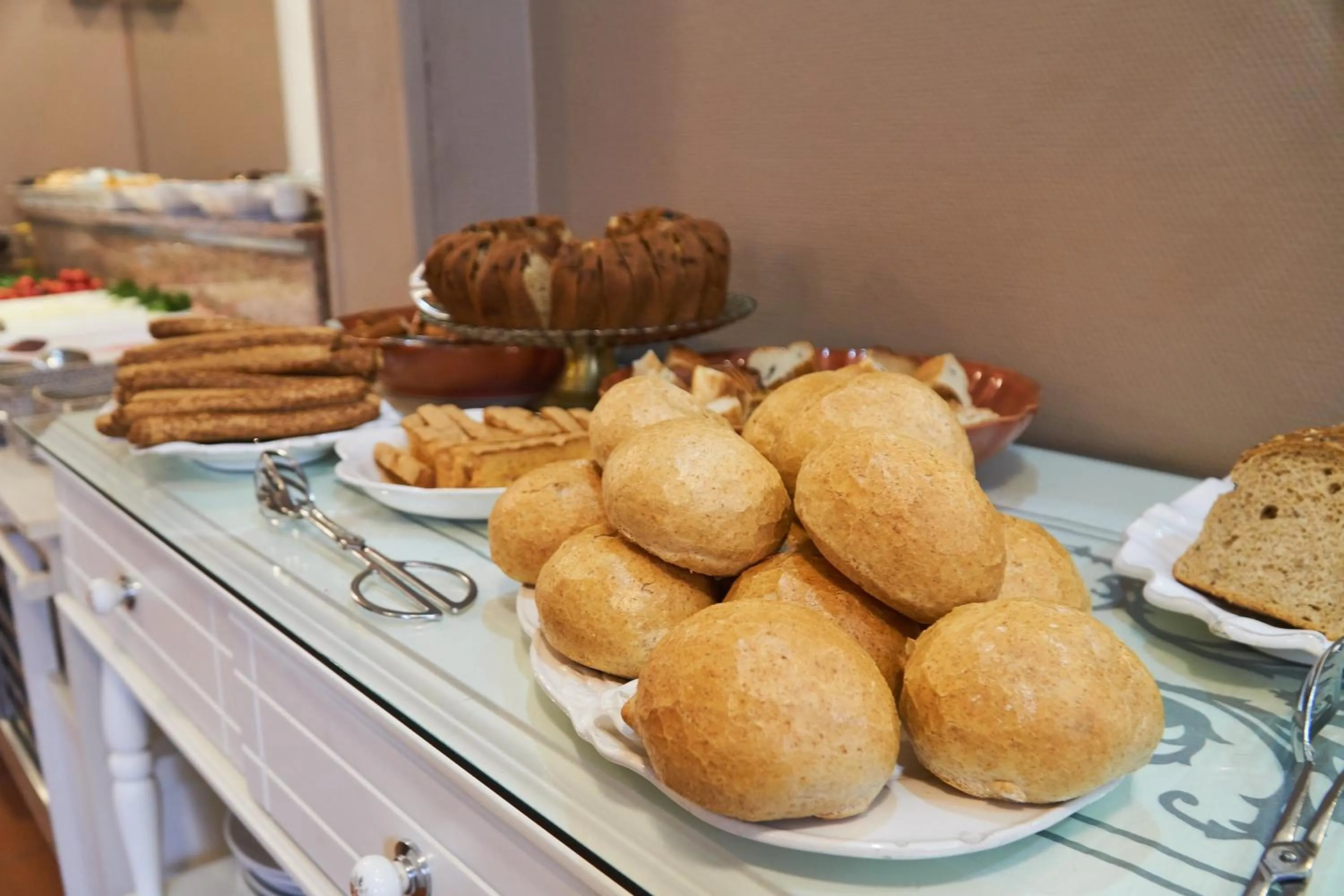 Buffet breakfast in Celal Sultan Hotel Special Class