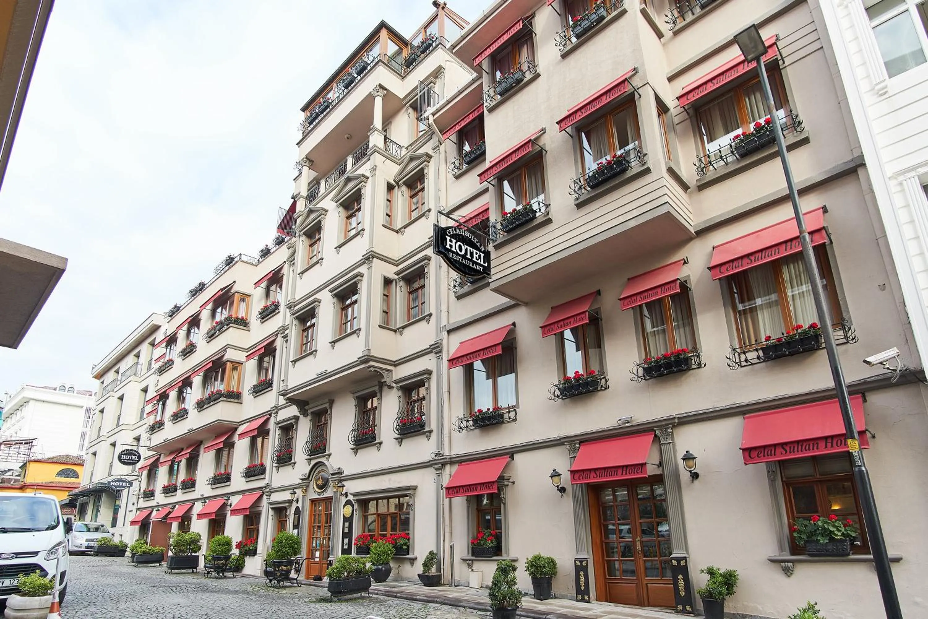 Property building in Celal Sultan Hotel Special Class