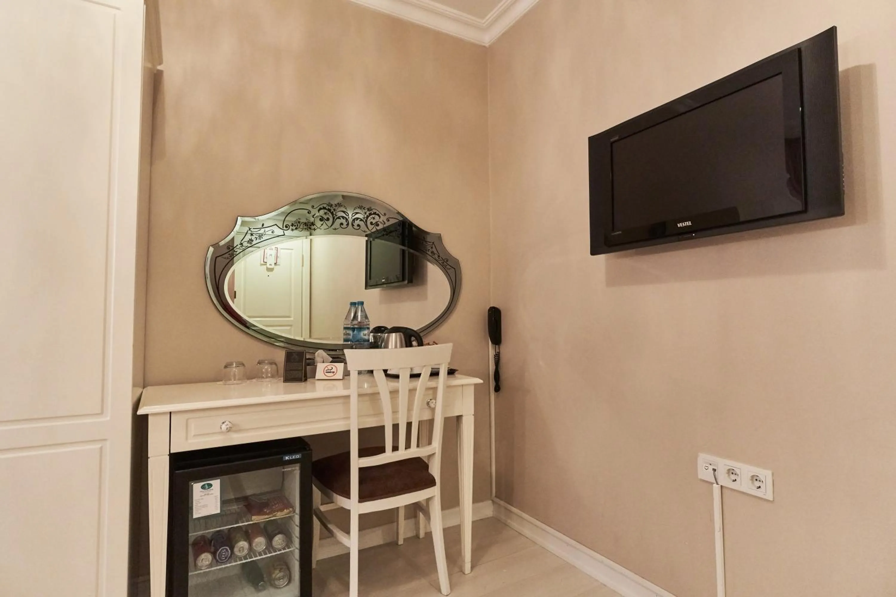 Bedroom in Celal Sultan Hotel Special Class