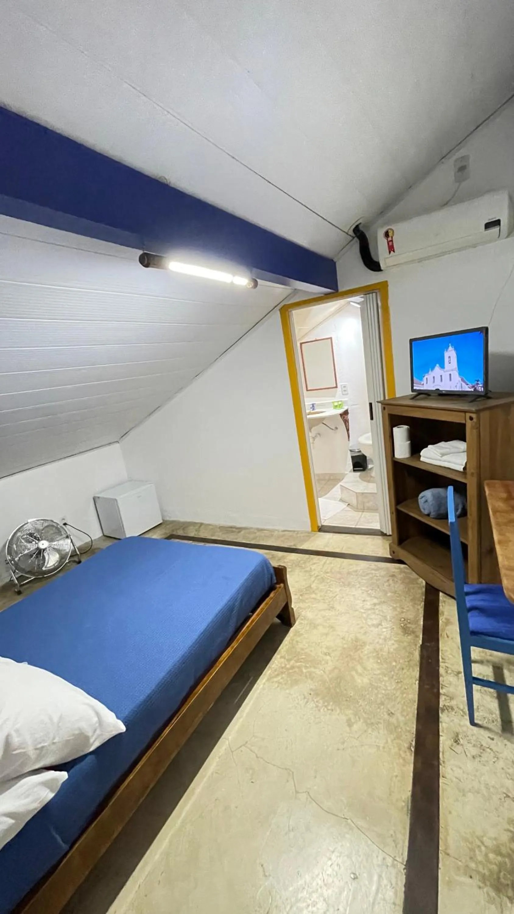 Photo of the whole room, Bed in Café e Prosa Centro Histórico