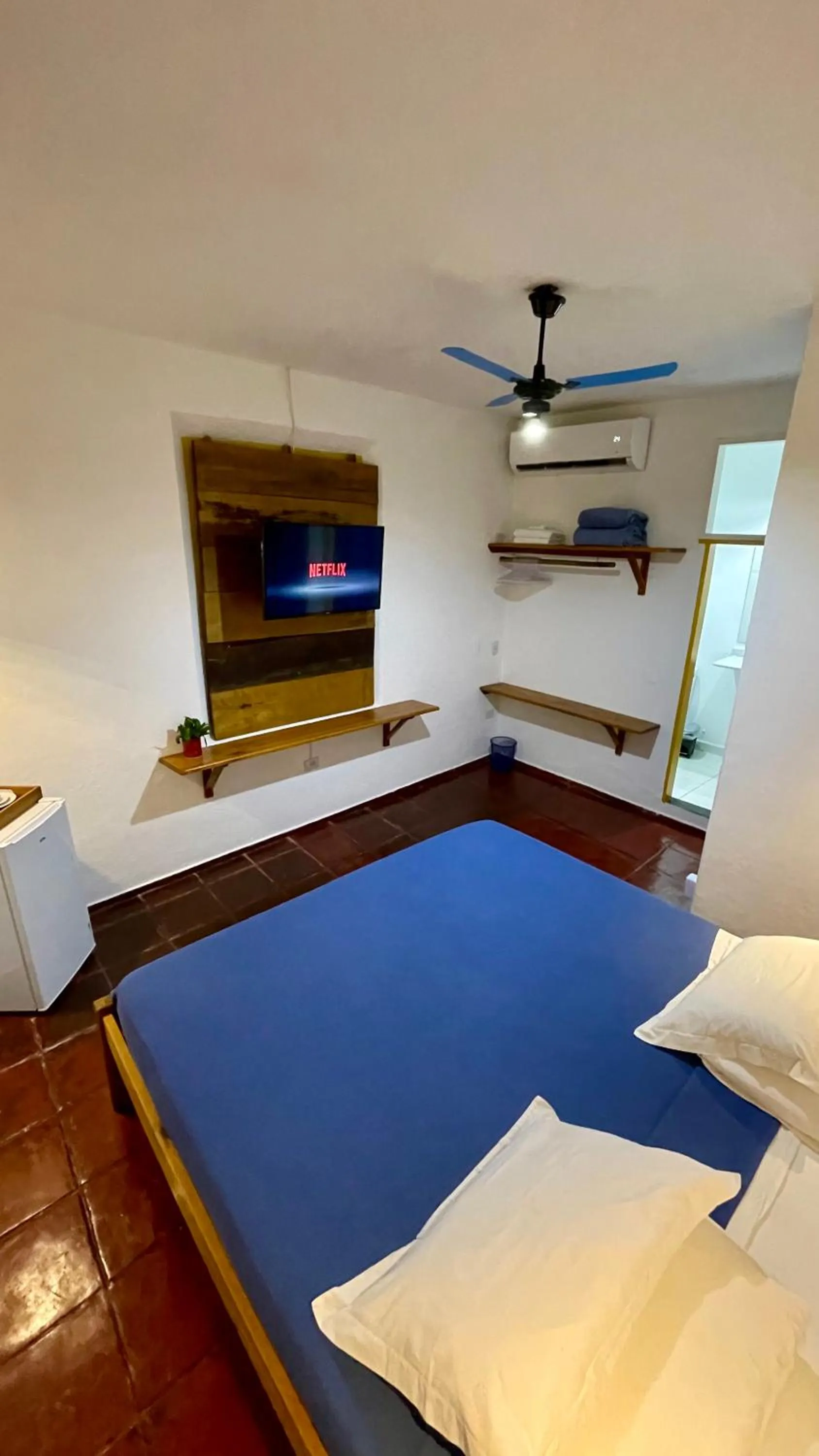 Photo of the whole room, Bed in Café e Prosa Centro Histórico