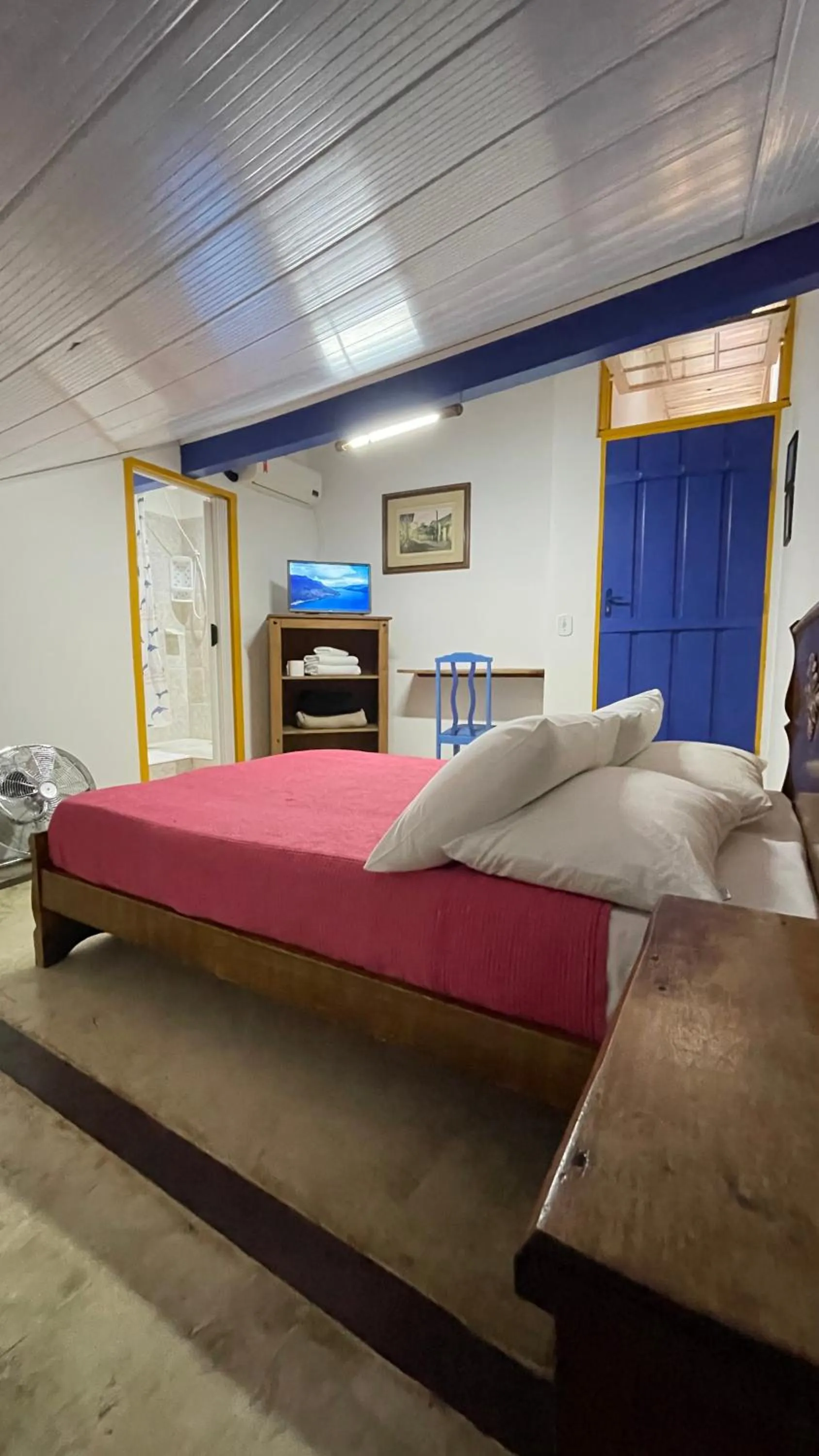 Photo of the whole room, Bed in Café e Prosa Centro Histórico