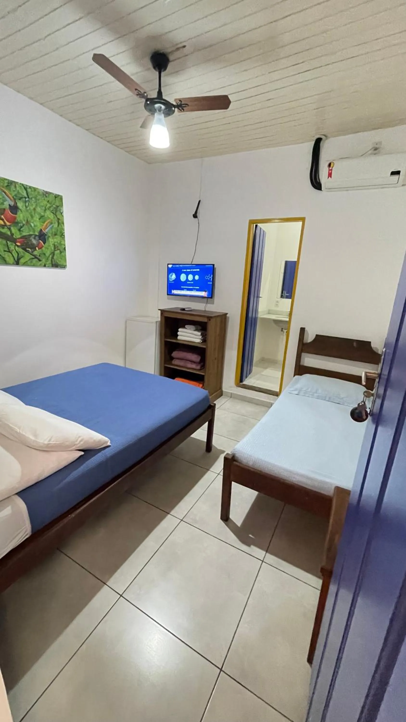 Photo of the whole room, Bed in Café e Prosa Centro Histórico