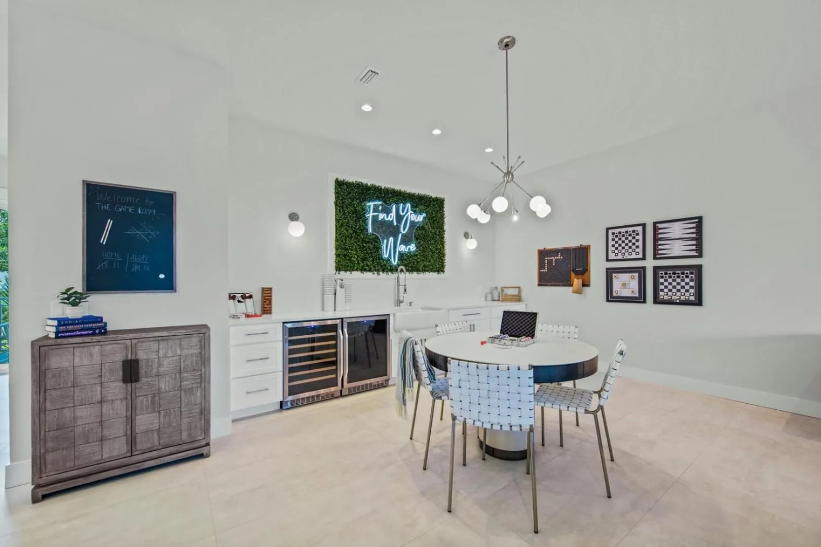 Other in The 19th Hole