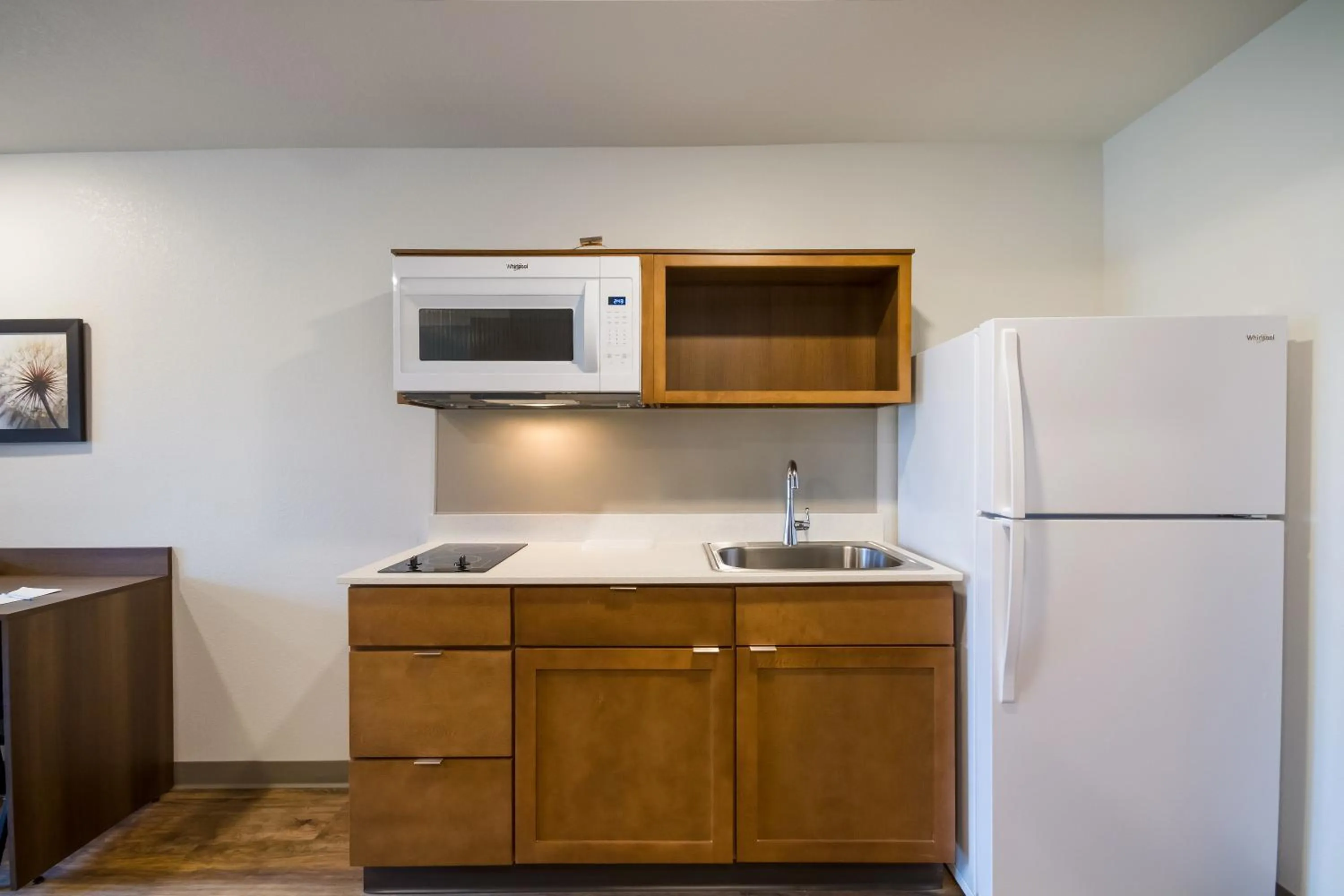 Kitchen or kitchenette in WoodSpring Suites Panama City Beach