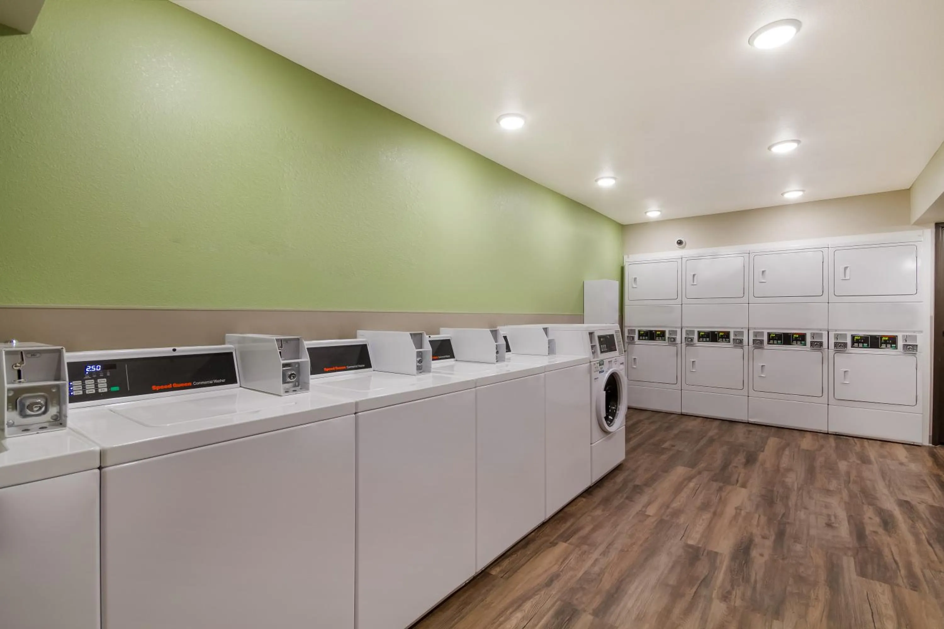 laundry in WoodSpring Suites Panama City Beach