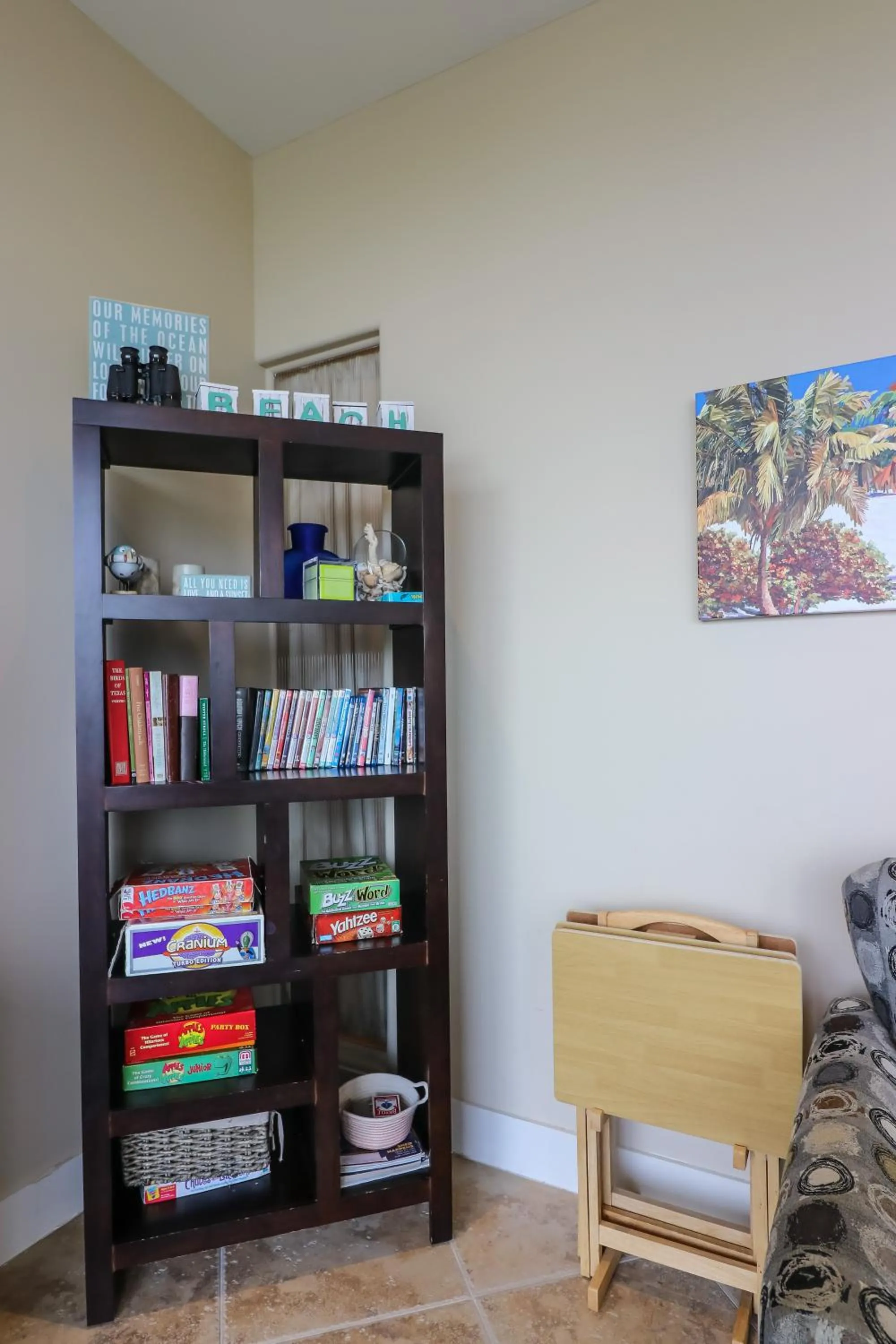 Beachfront Laid Back and Luxurious Diamond Beach Condo - Amazing Pools Amenities