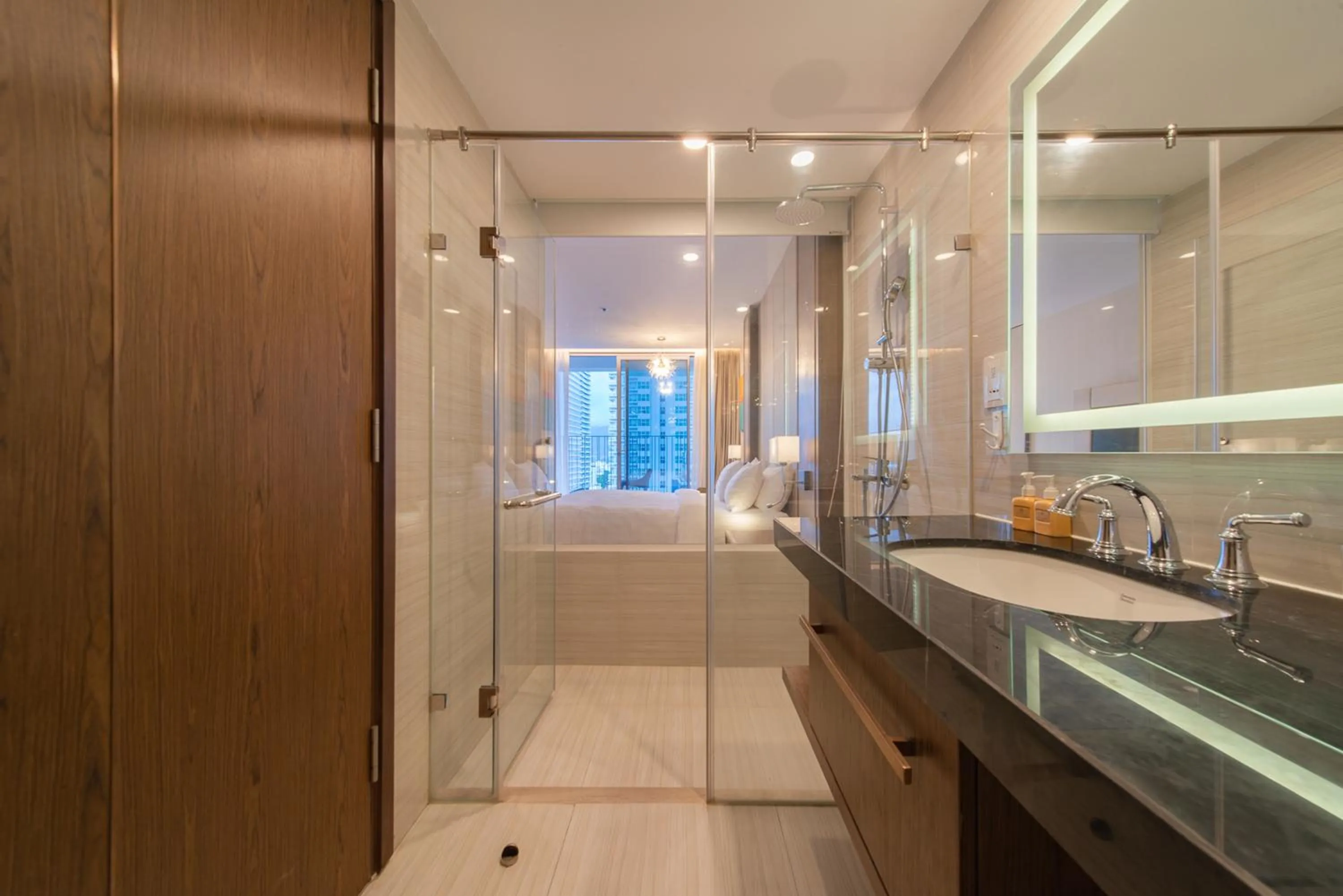 SeaHaven Panorama Nha Trang Superview Apartments