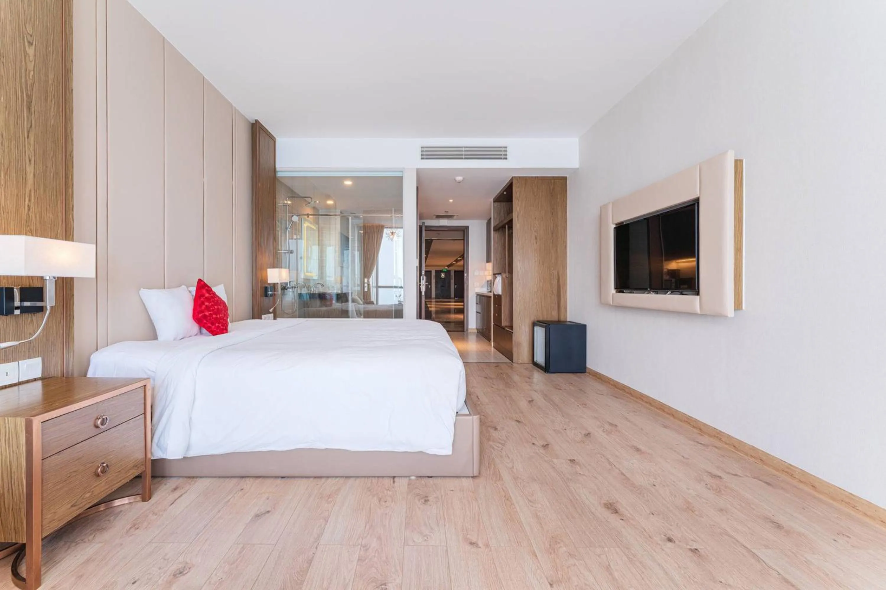 Photo of the whole room, Bed in SeaHaven Panorama Nha Trang Superview Apartments